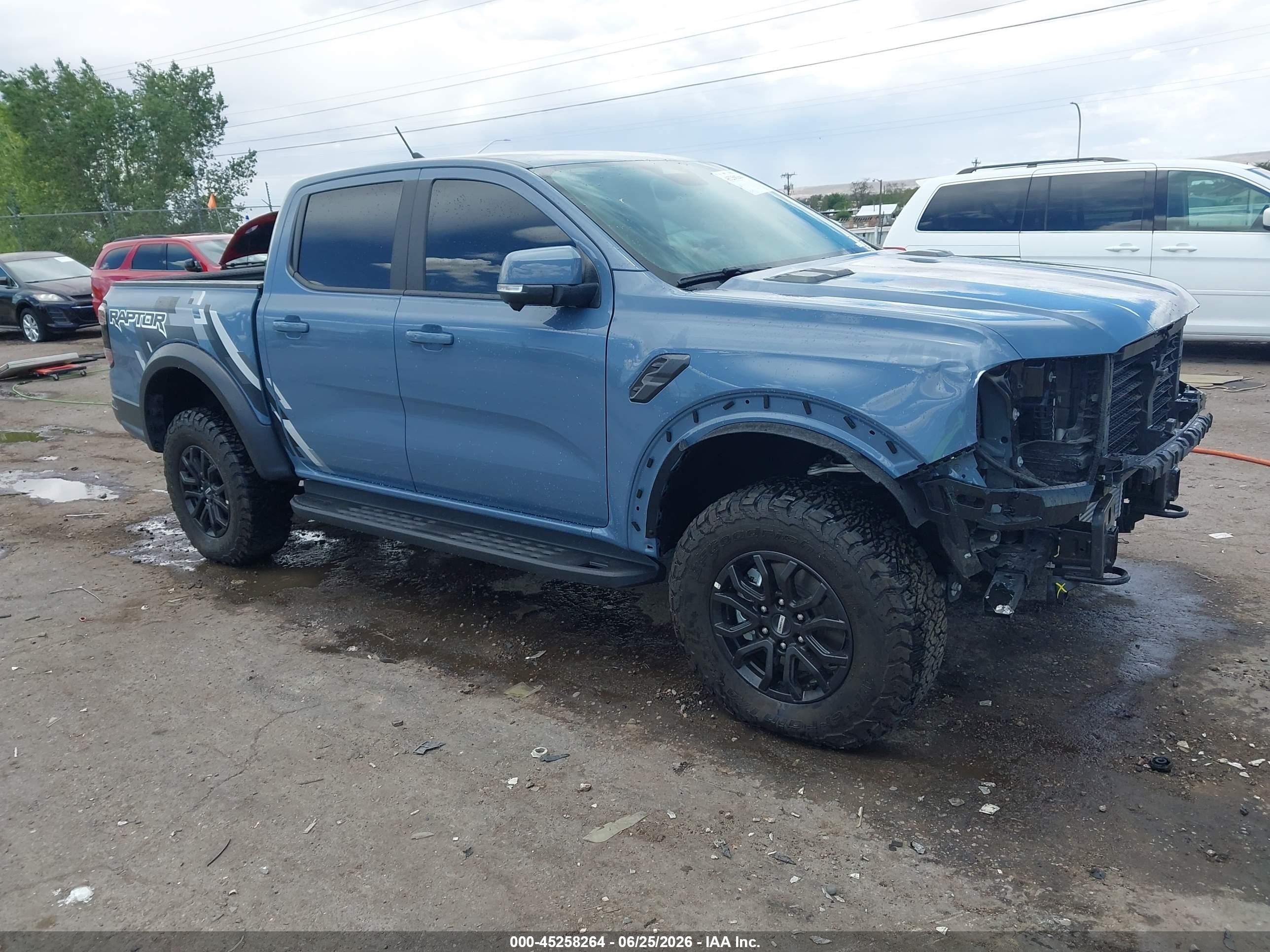 2025 Ford Ranger VIN 1FTER4LRXSLE02557 — IAAI salvage auction photo