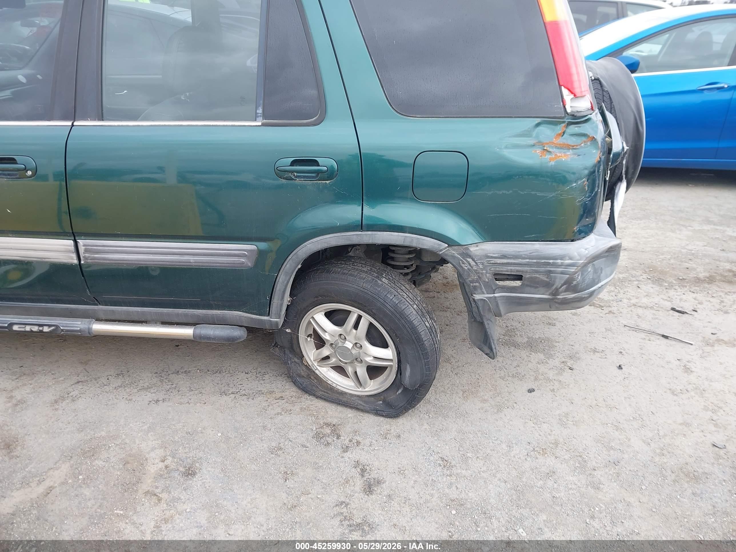2000 Honda Cr-v VIN JHLRD1863YC011694 IAAI salvage auction — Normal Wear, Clear - Dealer Only (California), sold $725 on 2026-06-18 (photo 6)