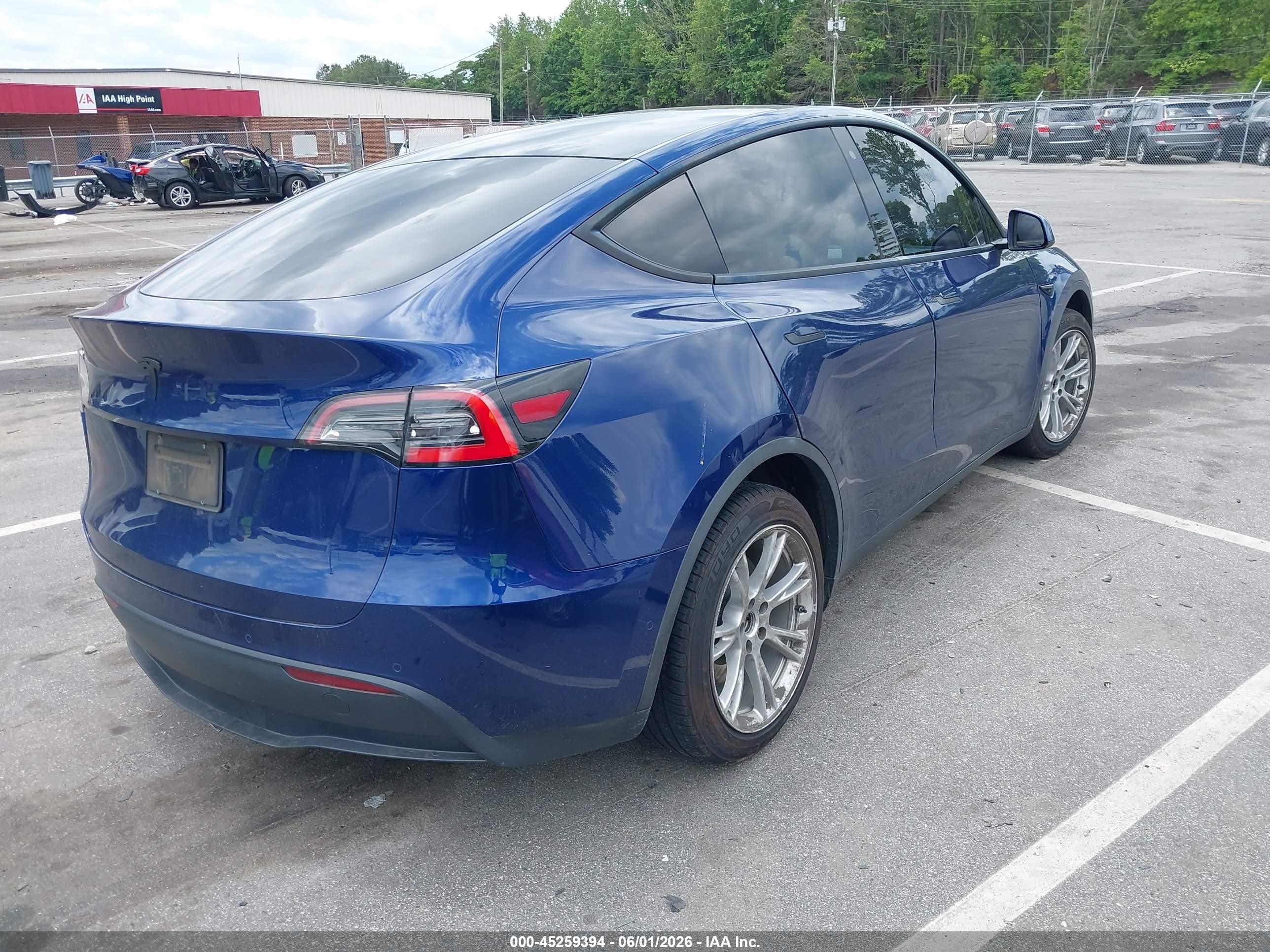 2021 Tesla Model Y VIN 5YJYGDEE2MF061173 IAAI salvage auction — Rear End, Salvage (North Carolina), sold $4,650 on 2026-07-11 (photo 4)