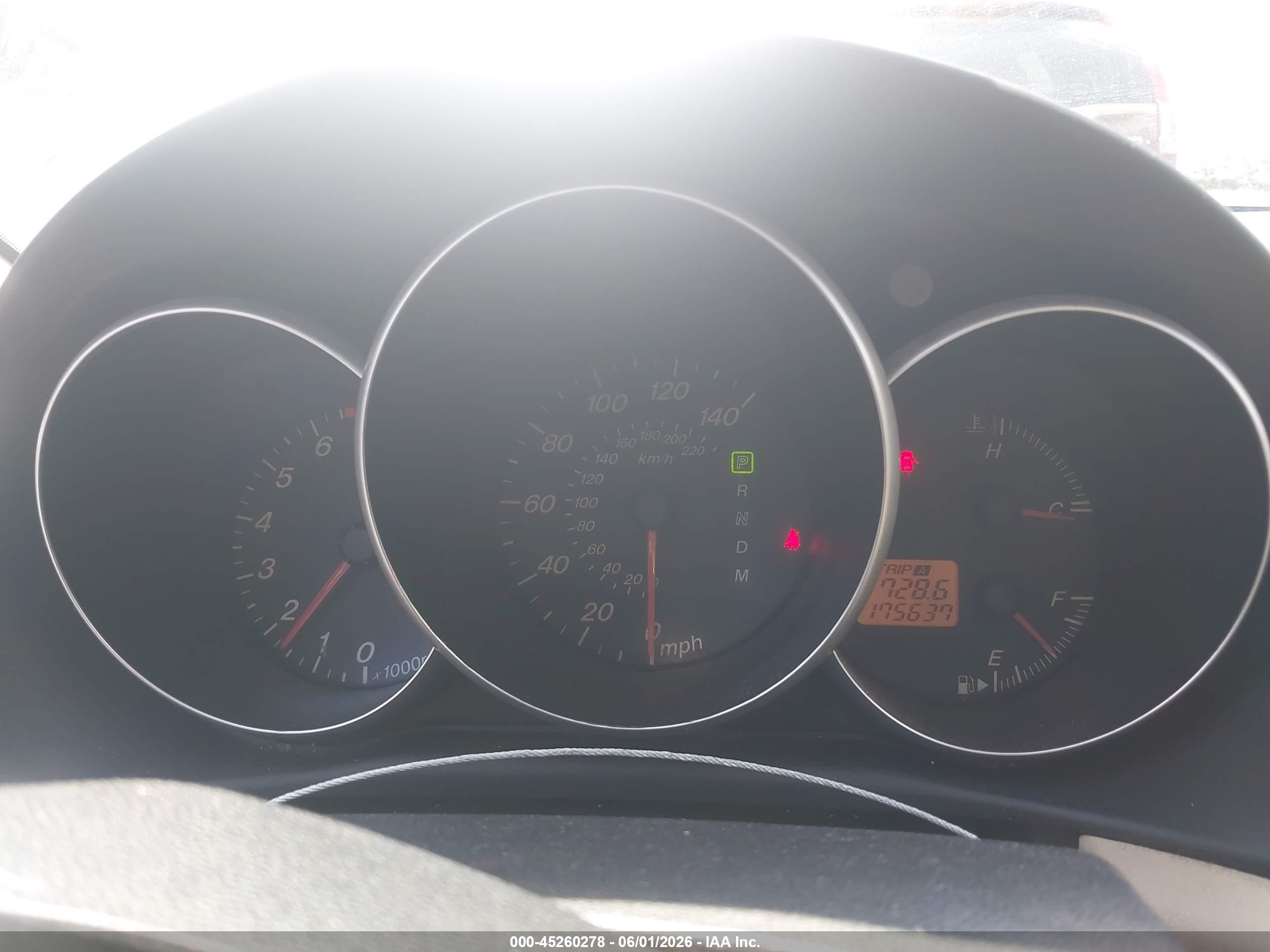 2006 Mazda 3 VIN JM1BK12G361542571 IAAI salvage auction — Side, Salvage (Utah), sold $250 on 2026-07-09 (photo 7)