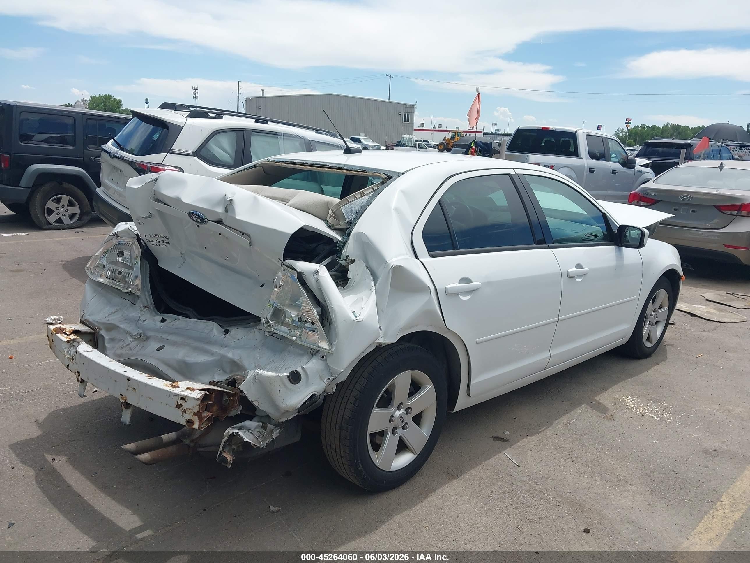 2007 Ford Fusion VIN 3FAHP07Z77R179107 IAAI salvage auction — Front & Rear, Salvage (Utah), sold $350 on 2026-07-09 (photo 4)