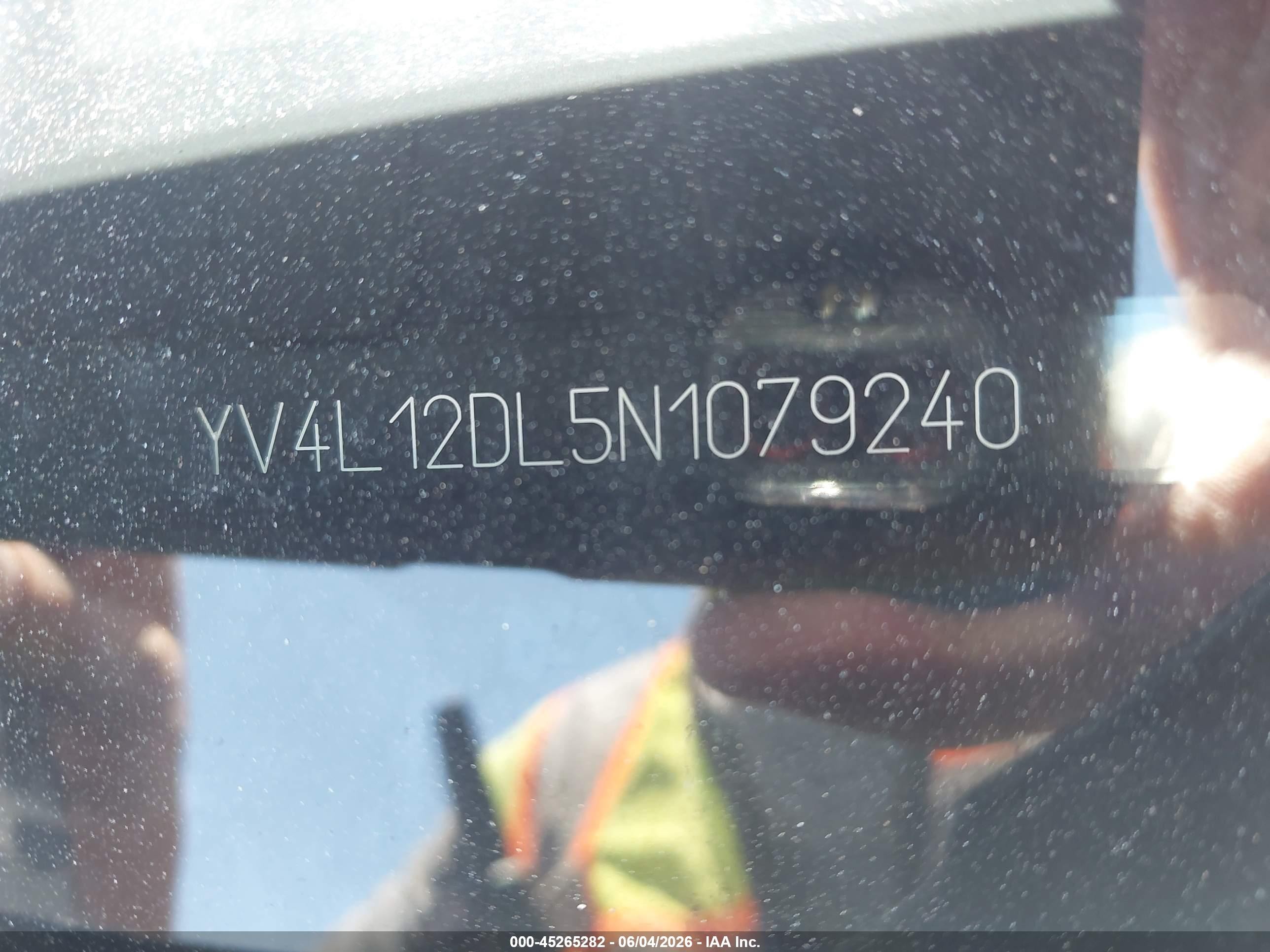 2022 Volvo XC60 VIN YV4L12DL5N1079240 IAAI salvage auction — Side, Salvage (Georgia), sold $7,800 on 2026-09-11 (photo 9)