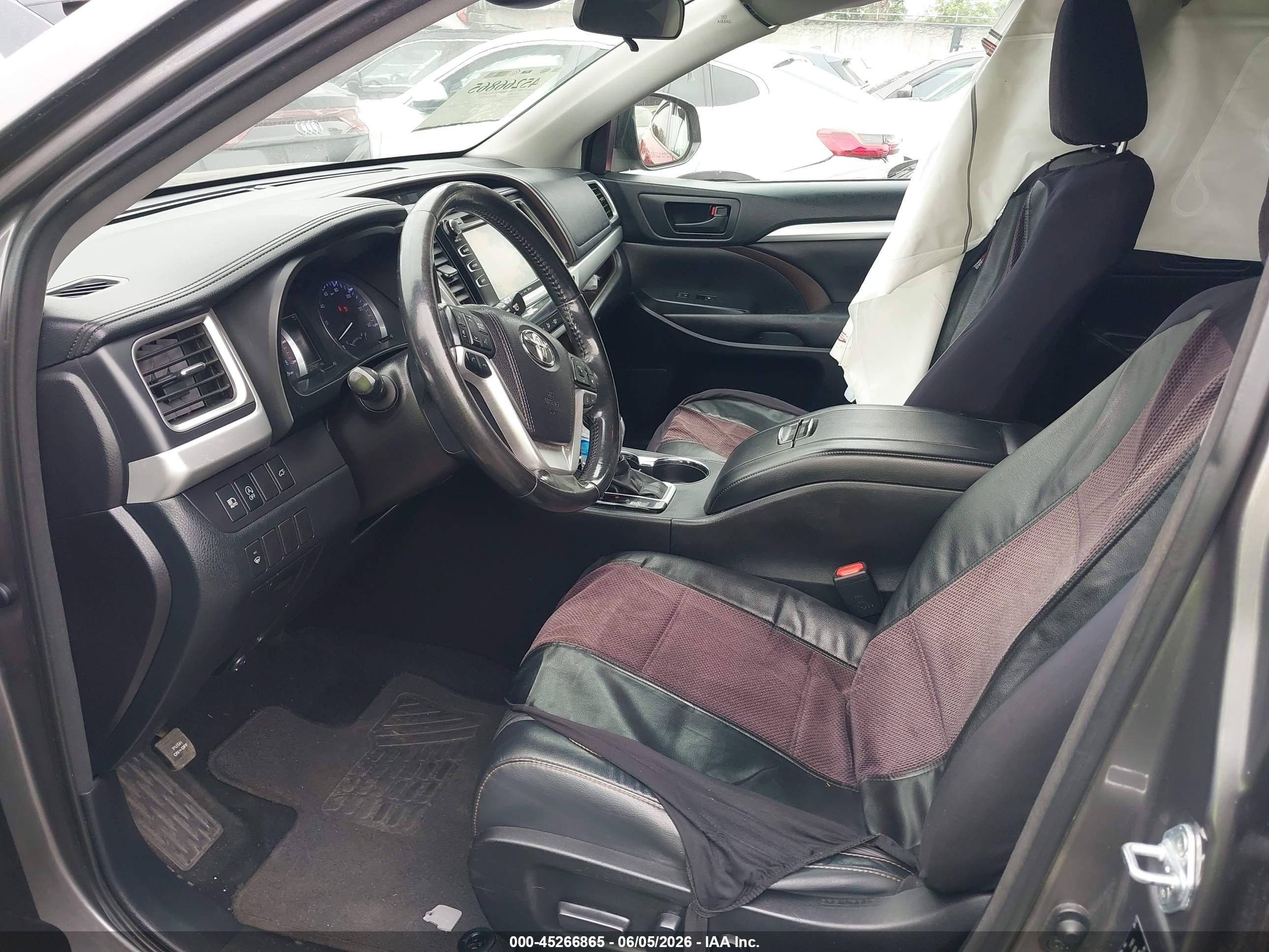 2017 Toyota Highlander VIN 5TDZZRFH3HS213189 IAAI salvage auction — Side, Salvage Certificate (California), sold $5,100 on 2026-07-11 (photo 5)