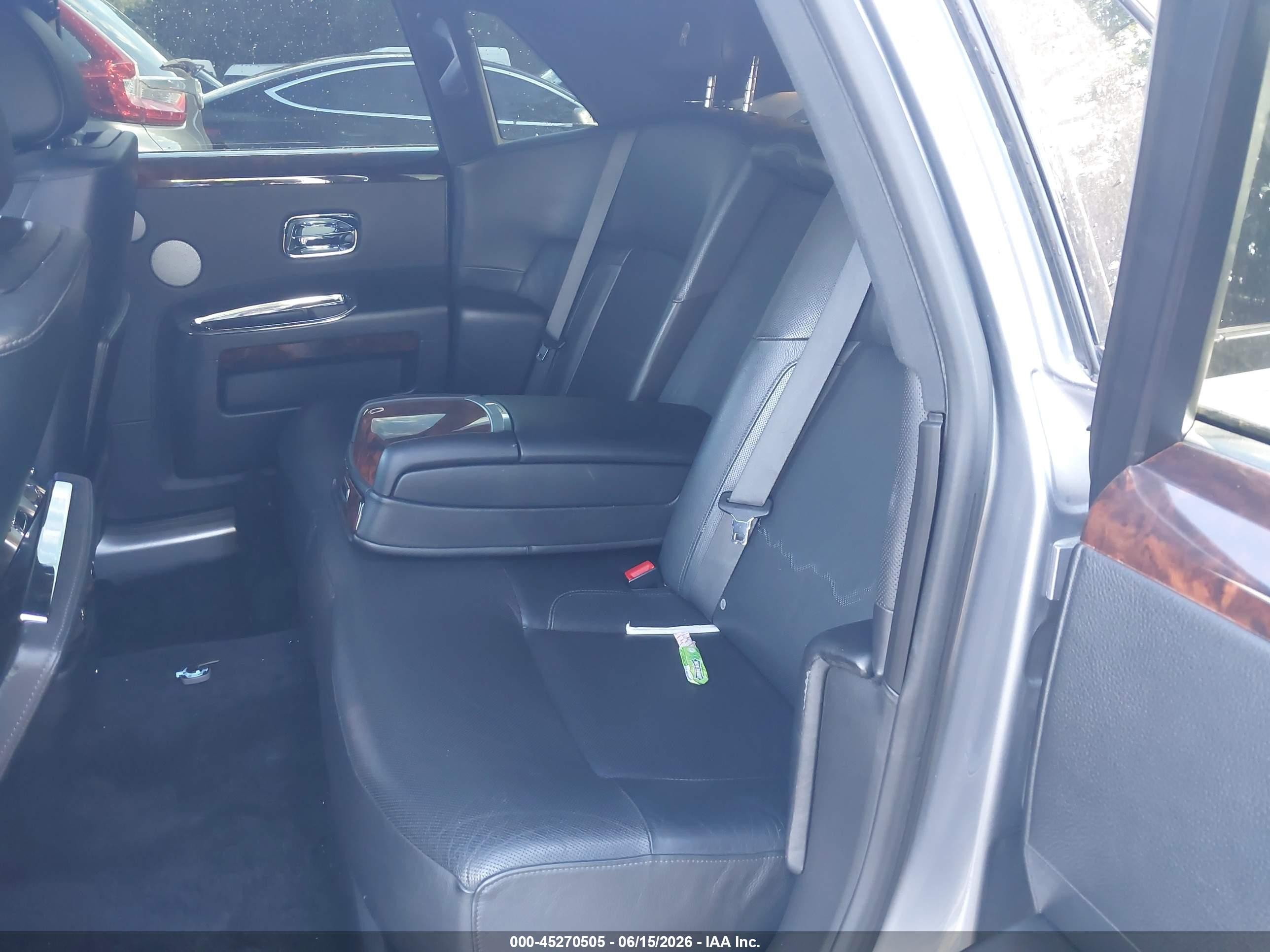 2011 Rolls-royce Ghost VIN SCA664S57BUX49485 IAAI salvage auction — Front End, Mv-907A (New York), sold $33,200 on 2026-07-14 (photo 8)