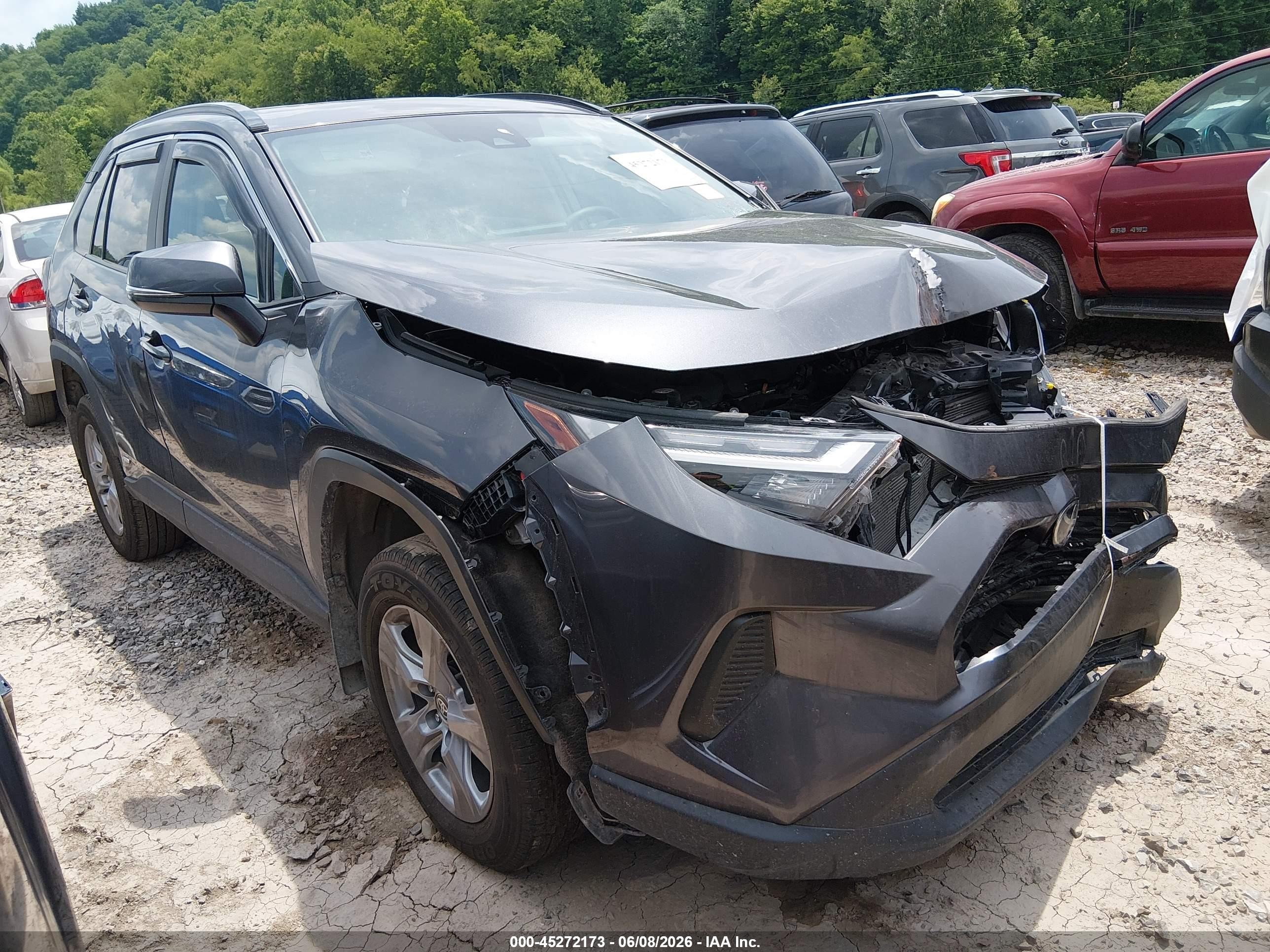 2025 Toyota RAV4 Hybrid VIN 4T3RWRFV8SU197849 — IAAI salvage auction photo