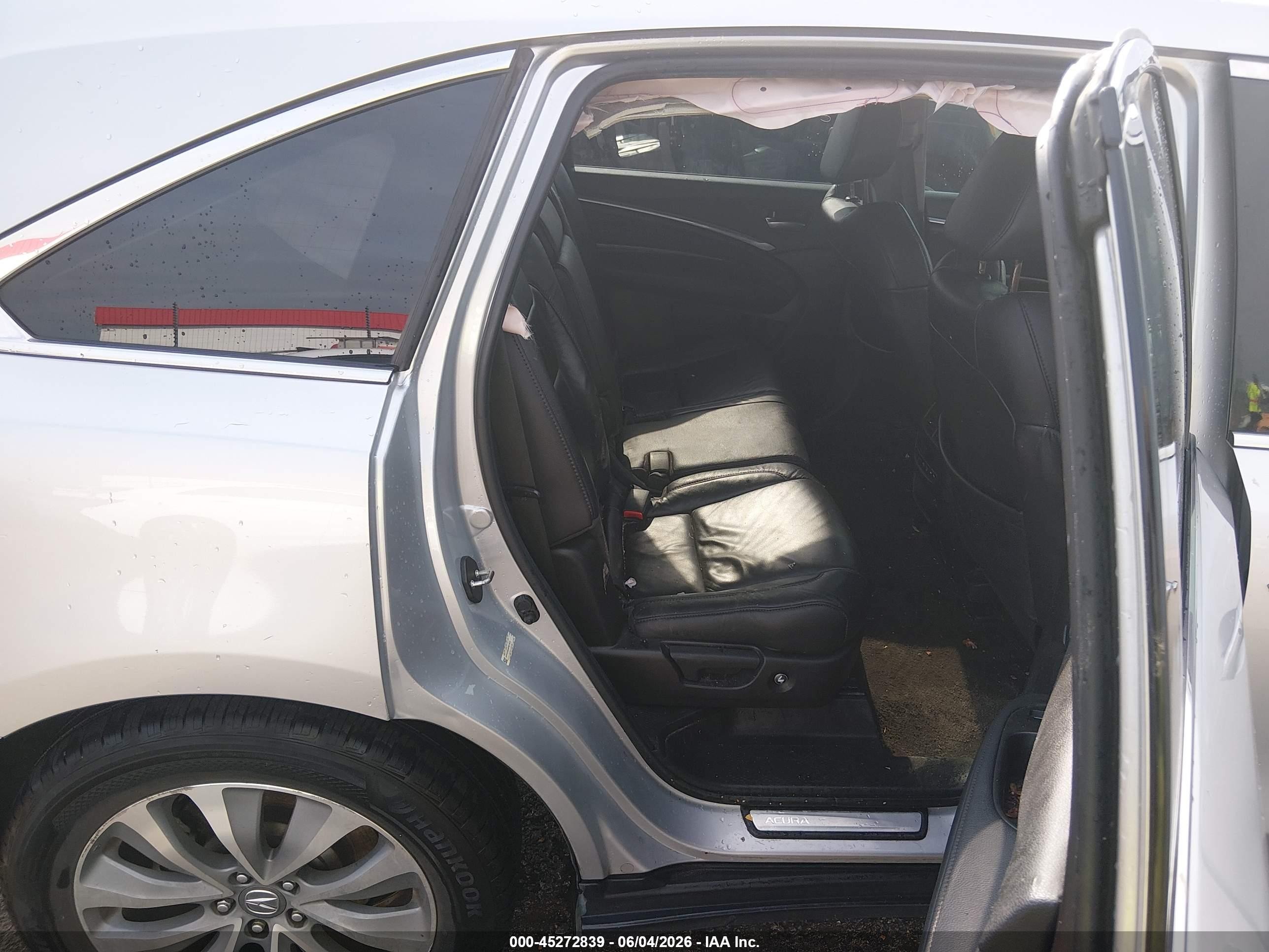 2015 Acura Mdx VIN 5FRYD4H40FB015533 IAAI salvage auction — Side, Clear (Arkansas), sold $950 on 2026-10-16 (photo 8)