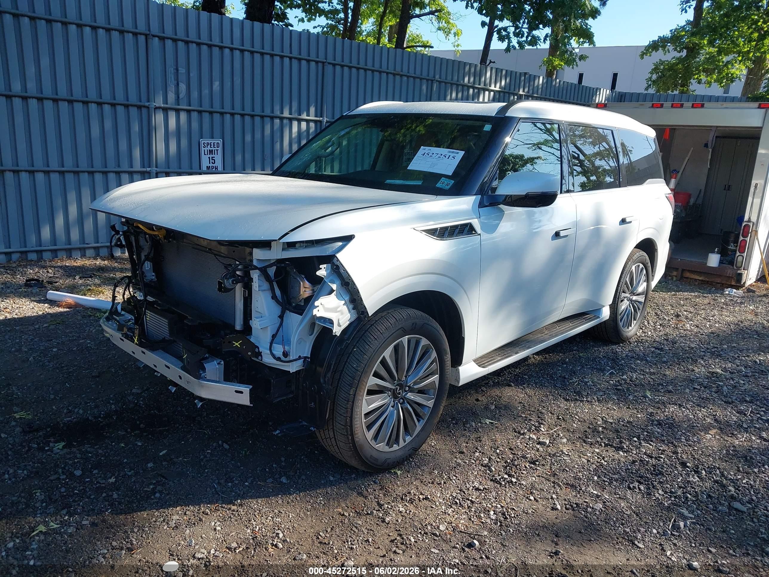 2026 Infiniti QX80 VIN JN8AZ3BE1T9720125 IAAI salvage auction — Front End, Salvage (New Jersey), sold $37,900 on 2026-08-17 (photo 2)