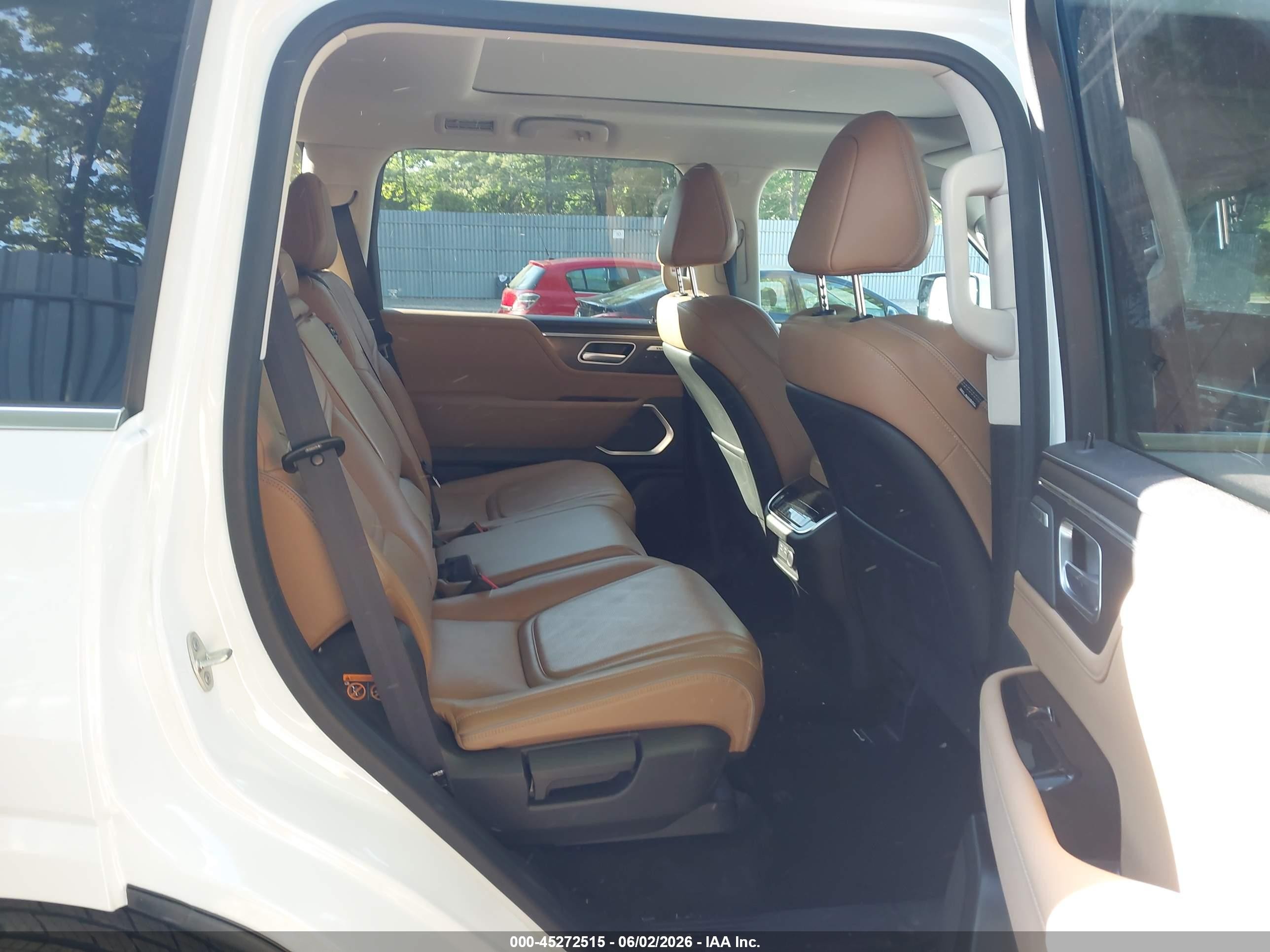 2026 Infiniti QX80 VIN JN8AZ3BE1T9720125 IAAI salvage auction — Front End, Salvage (New Jersey), sold $37,900 on 2026-08-17 (photo 8)