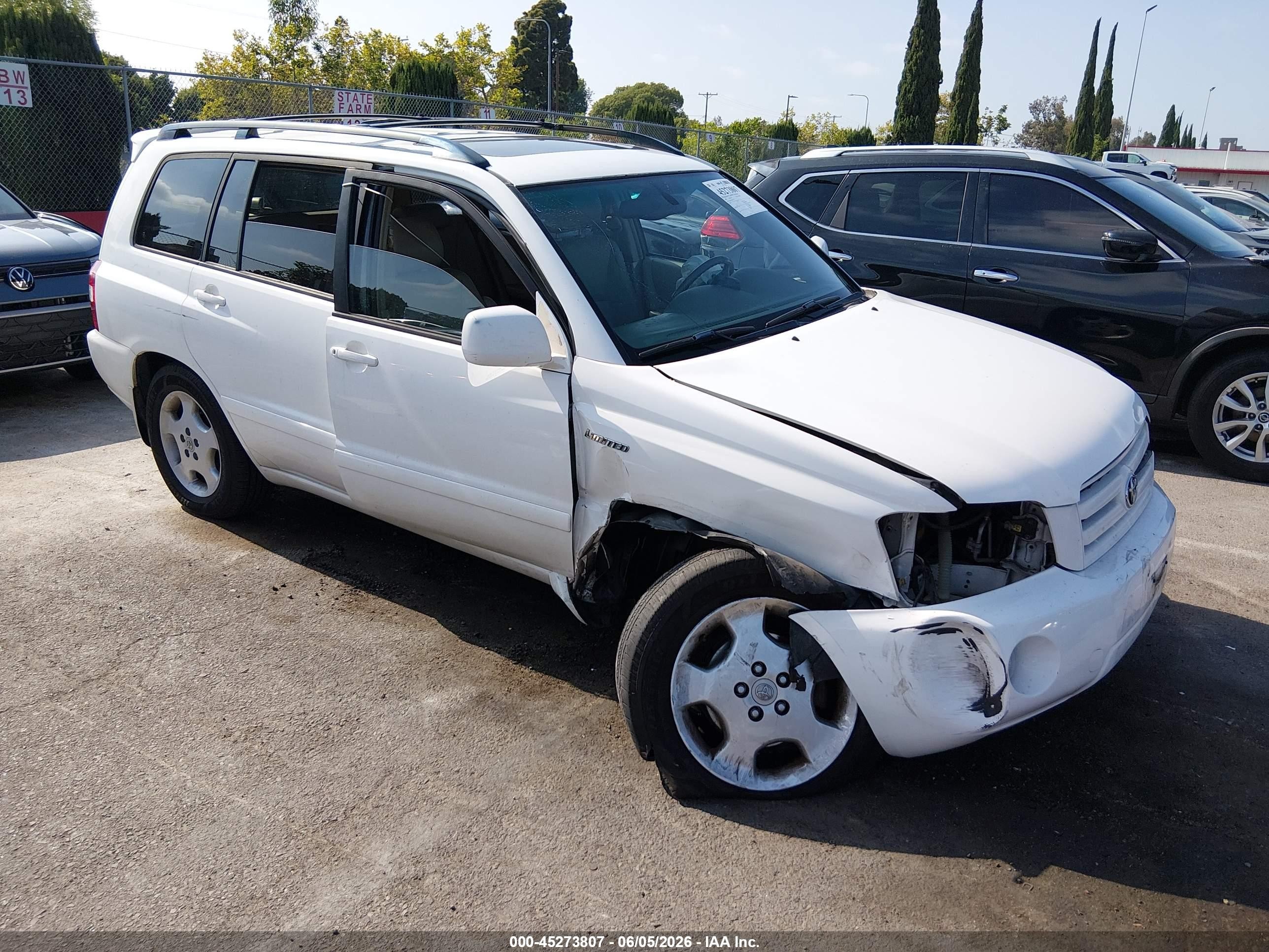 2005 Toyota Highlander VIN JTEDP21A050053431 IAAI salvage auction — Unknown, Salvage (California), sold $825 on 2026-07-09 (photo 1)