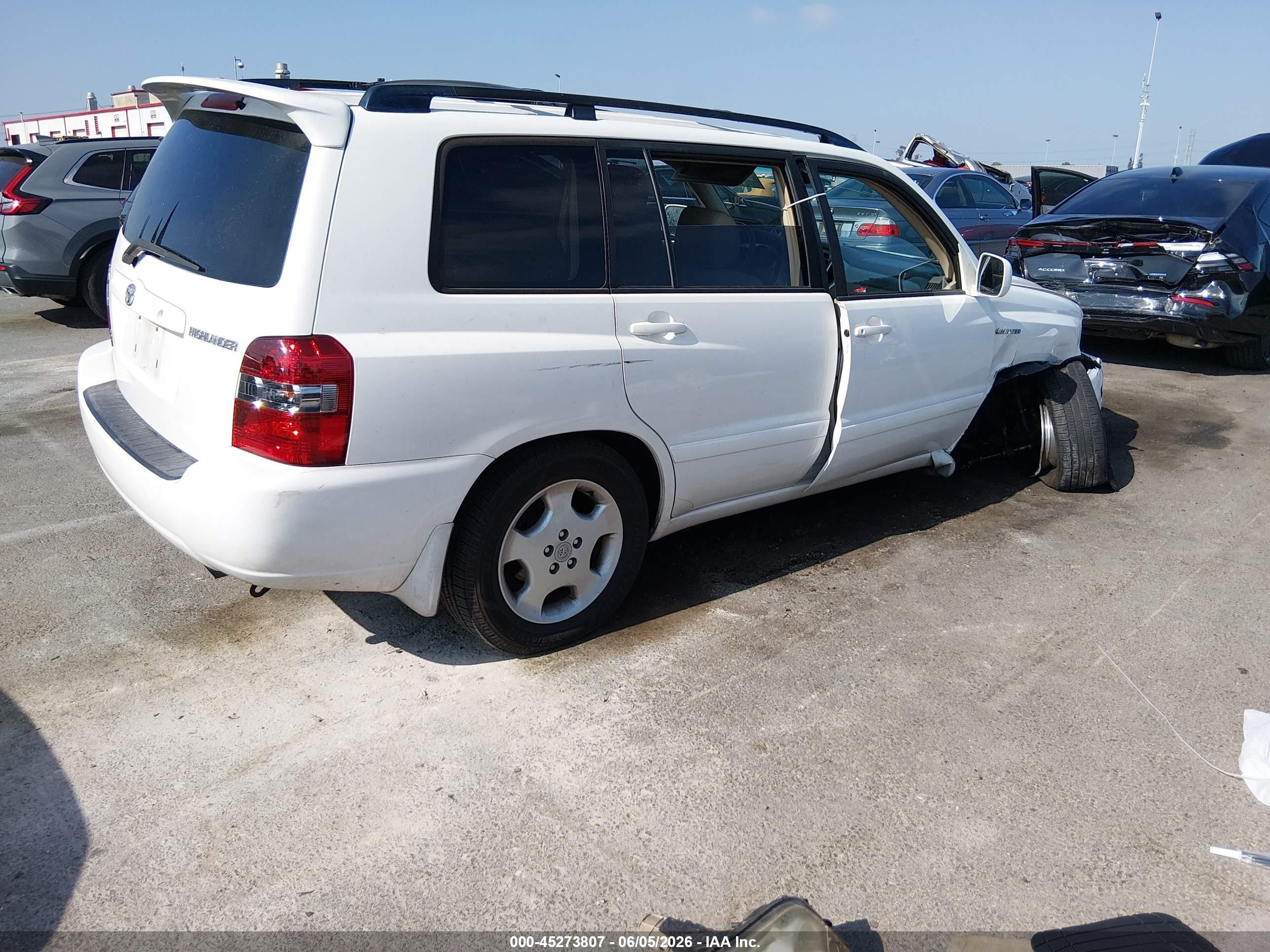 2005 Toyota Highlander VIN JTEDP21A050053431 IAAI salvage auction — Unknown, Salvage (California), sold $825 on 2026-07-09 (photo 4)