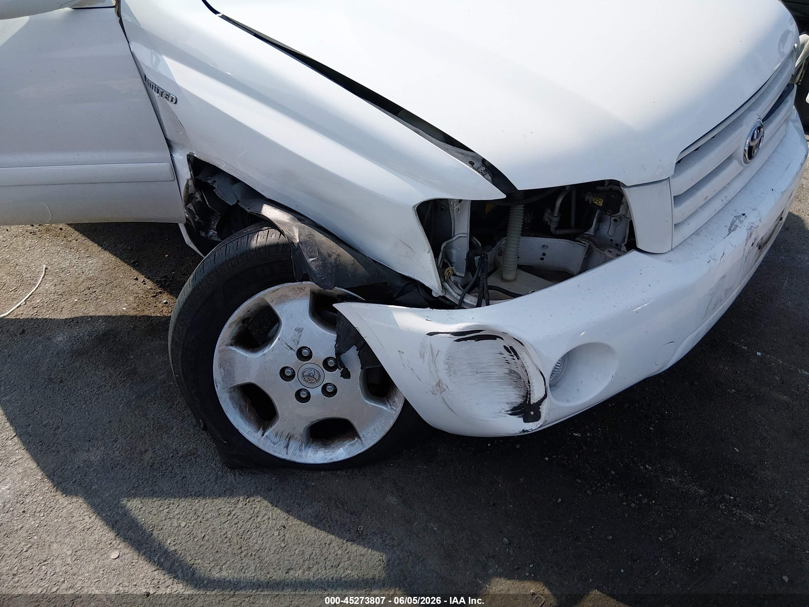 2005 Toyota Highlander VIN JTEDP21A050053431 IAAI salvage auction — Unknown, Salvage (California), sold $825 on 2026-07-09 (photo 6)