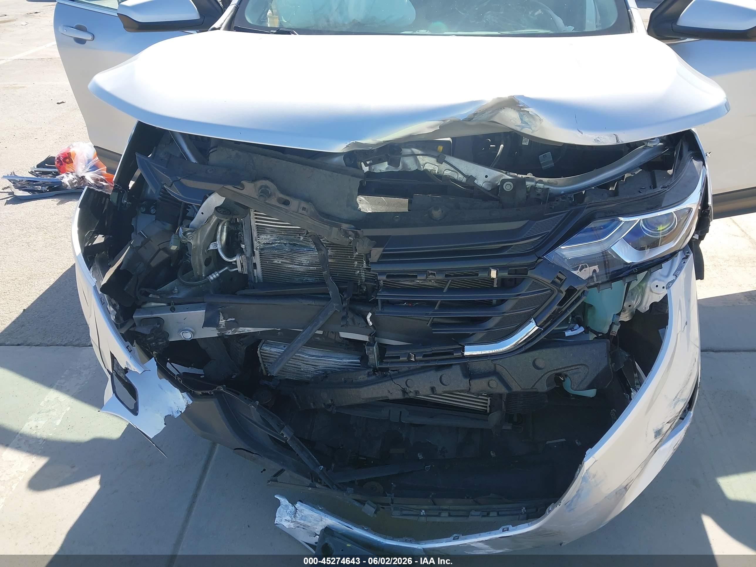 2020 Chevrolet Equinox VIN 3GNAXKEV2LS679922 IAAI salvage auction — Front End, Salvage (California), sold $1,200 on 2026-07-12 (photo 6)