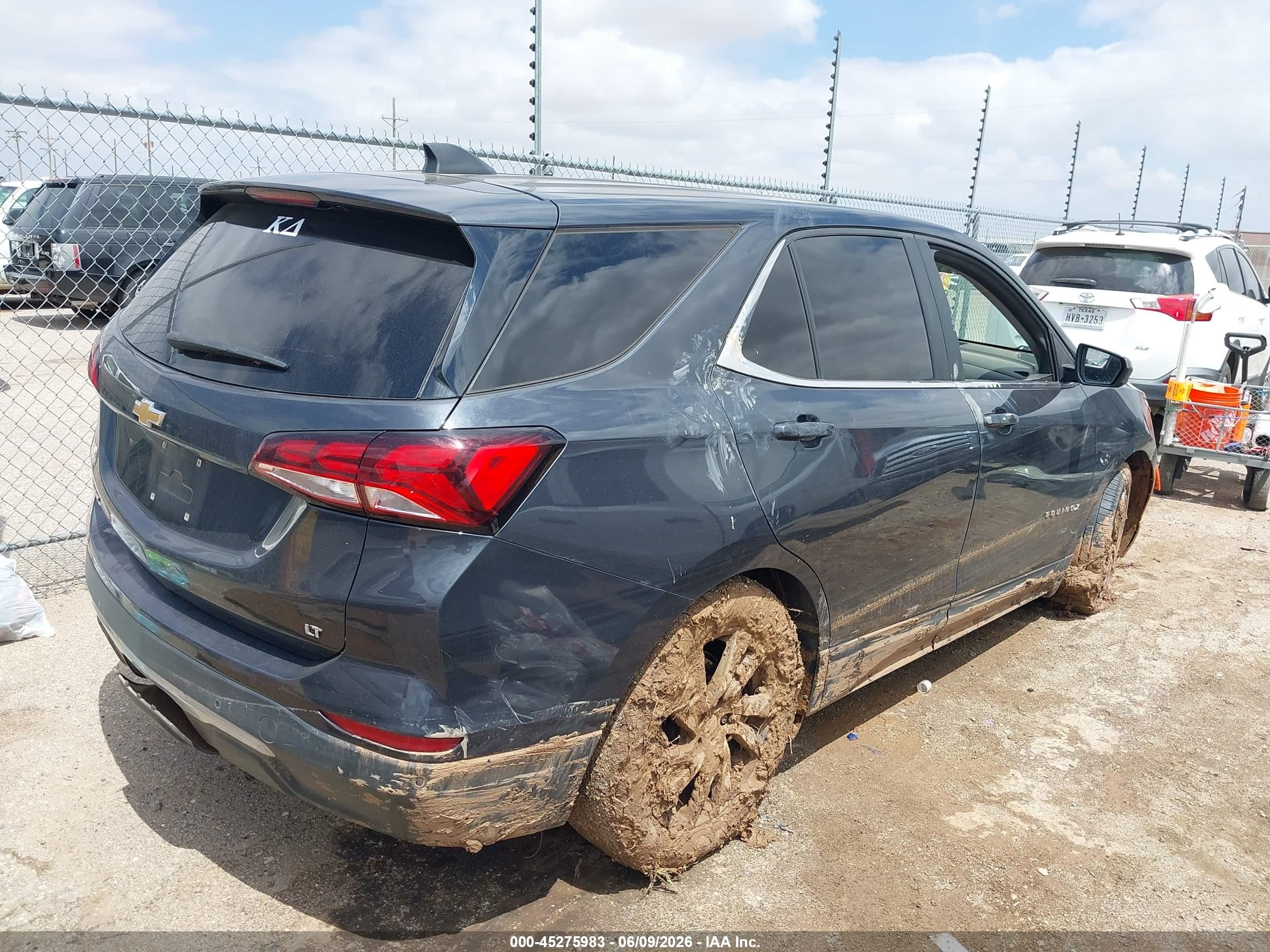 2022 Chevrolet Equinox VIN 2GNAXKEV1N6150270 IAAI salvage auction — Unknown, Salvage (Texas), sold $3,300 on 2026-07-10 (photo 4)
