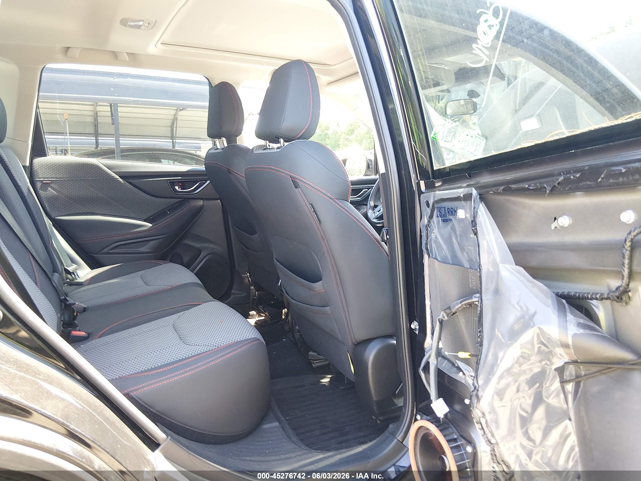2022 Subaru Forester VIN JF2SKAJC9NH475092 IAAI salvage auction — Front End, Salvage (Connecticut), sold $4,900 on 2026-07-12 (photo 8)