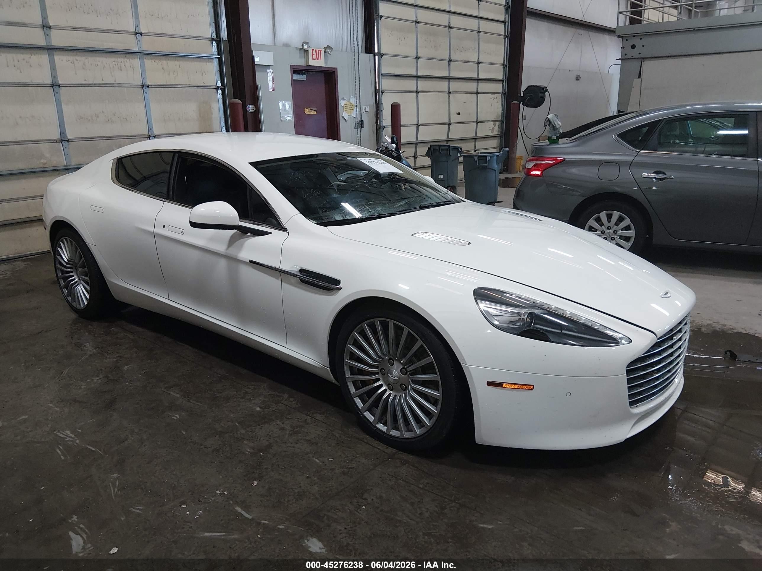 2016 Aston Martin Rapide VIN SCFHMDBS5GGF05390 — IAAI salvage auction photo