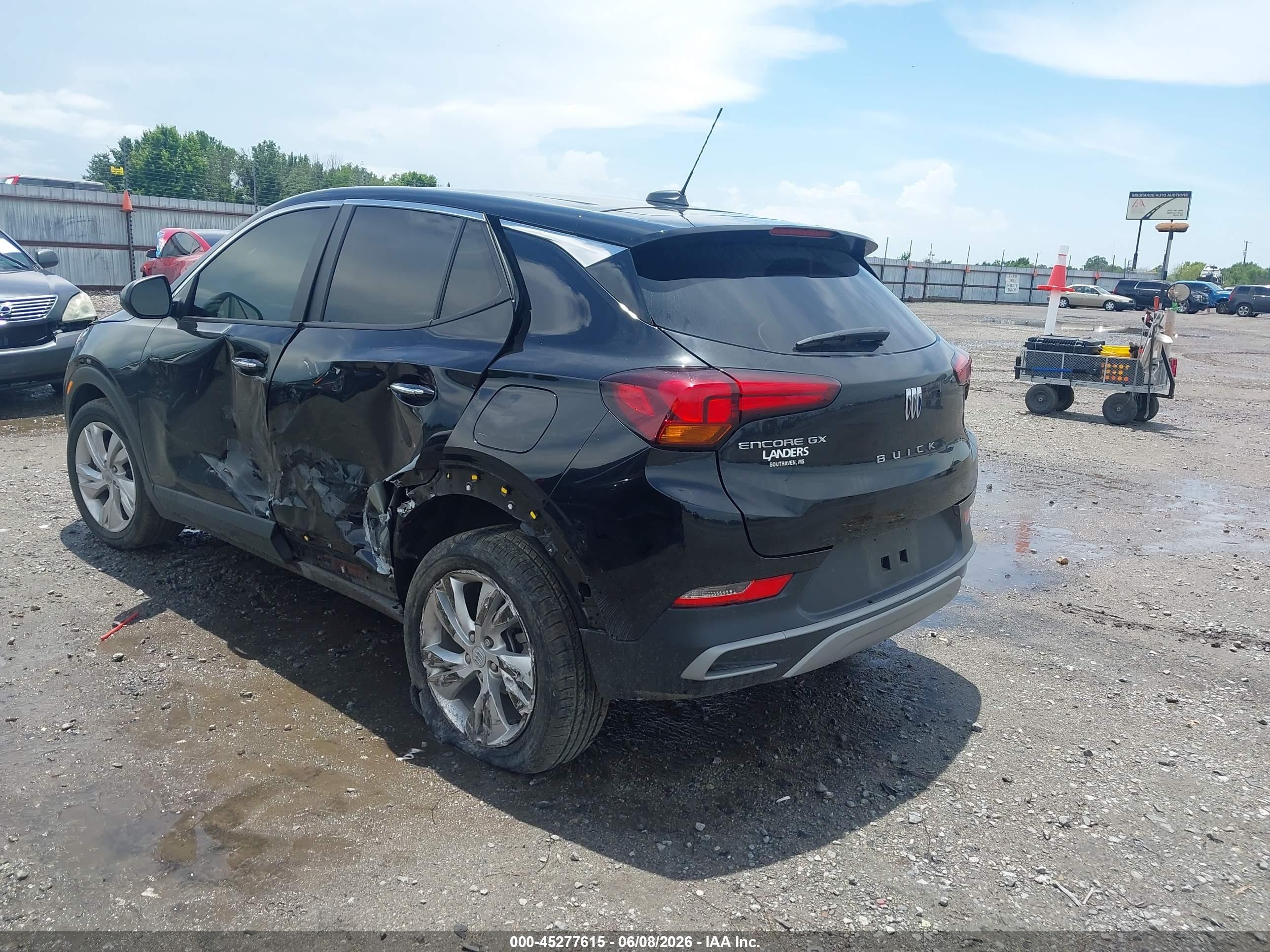 2025 Buick Encore GX VIN KL4AMBSP5SB000575 IAAI salvage auction — Side, Salvage (Arkansas), sold $3,600 on 2026-09-13 (photo 3)