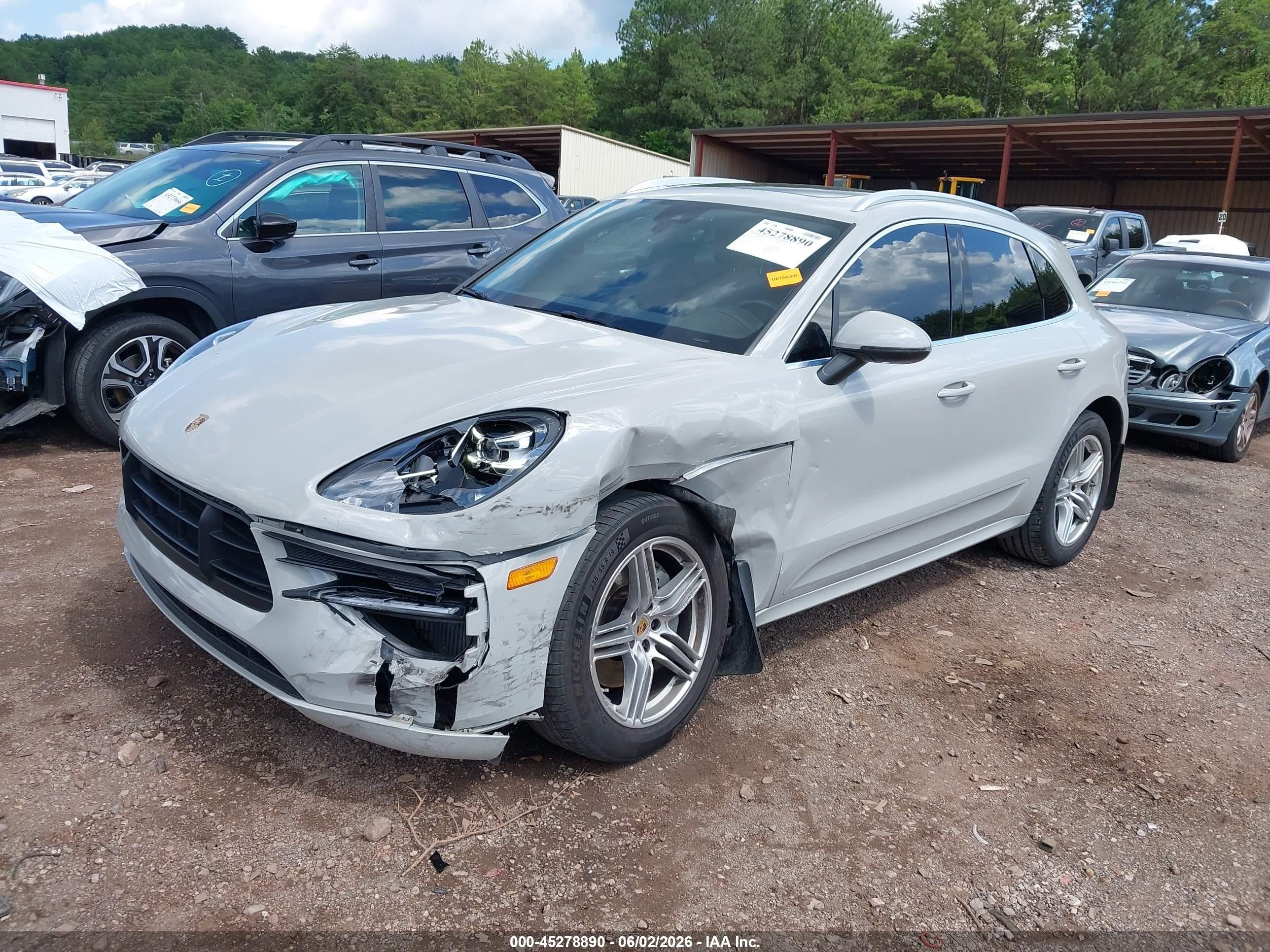 2020 Porsche Macan VIN WP1AB2A51LLB34151 IAAI salvage auction — Unknown, Salvage (Alabama), sold $14,350 on 2026-07-01 (photo 2)