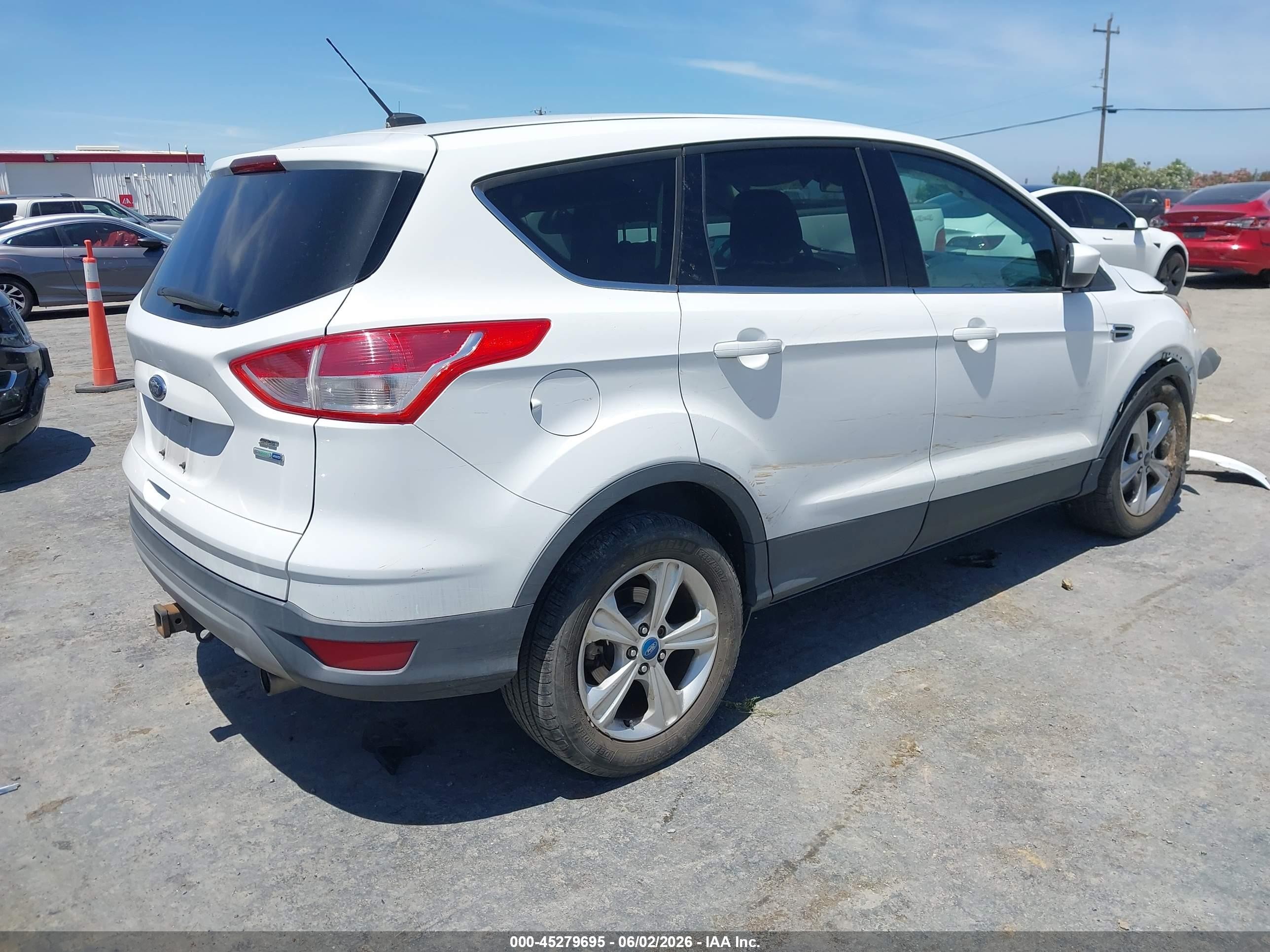 2013 Ford Escape VIN 1FMCU9G92DUB70882 IAAI salvage auction — Front End, Salvage (California), sold $525 on 2026-07-09 (photo 4)