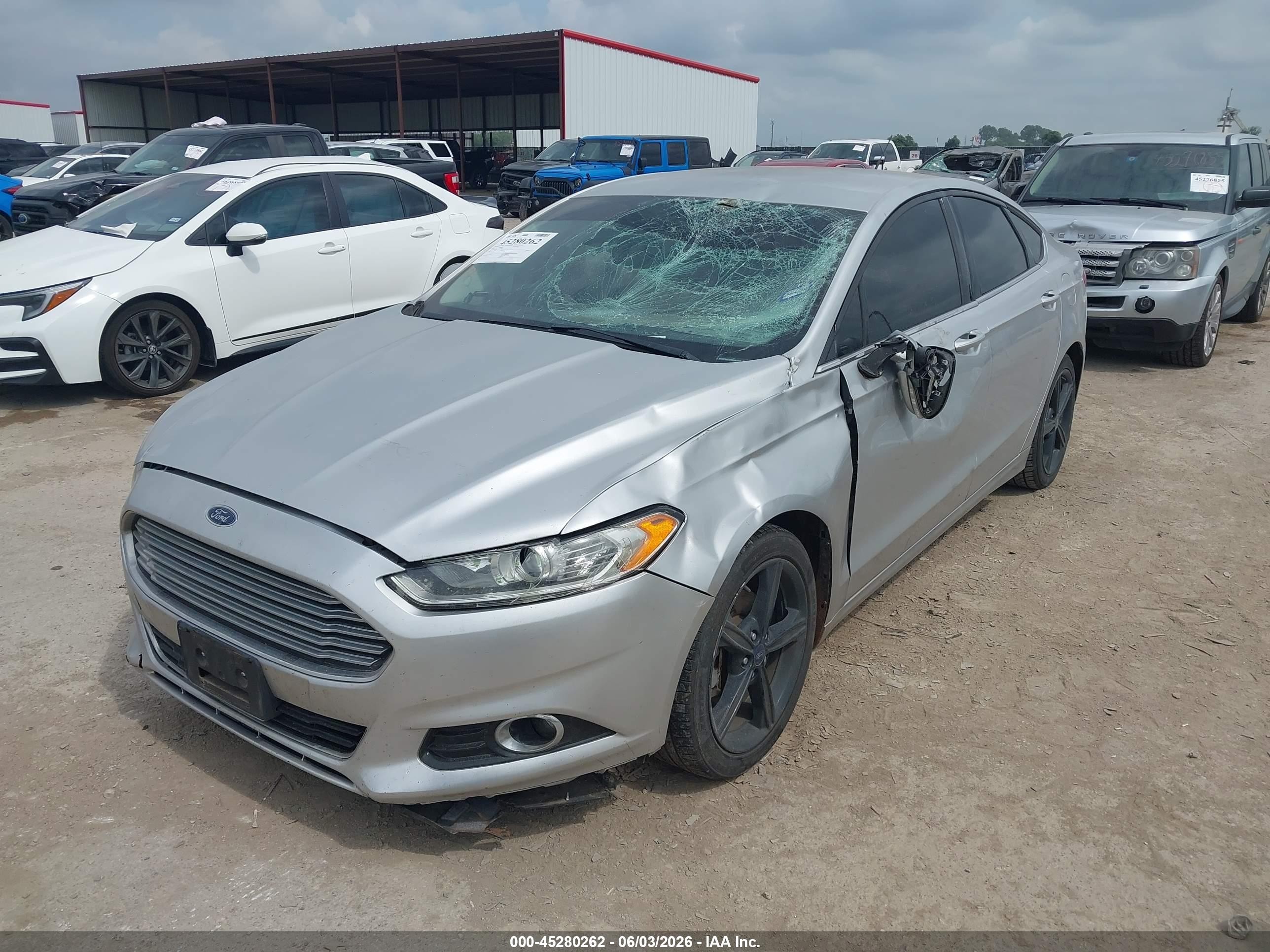2016 Ford Fusion VIN 3FA6P0H7XGR382433 IAAI salvage auction — Unknown, Original (Texas), sold $1,100 on 2026-07-10 (photo 2)