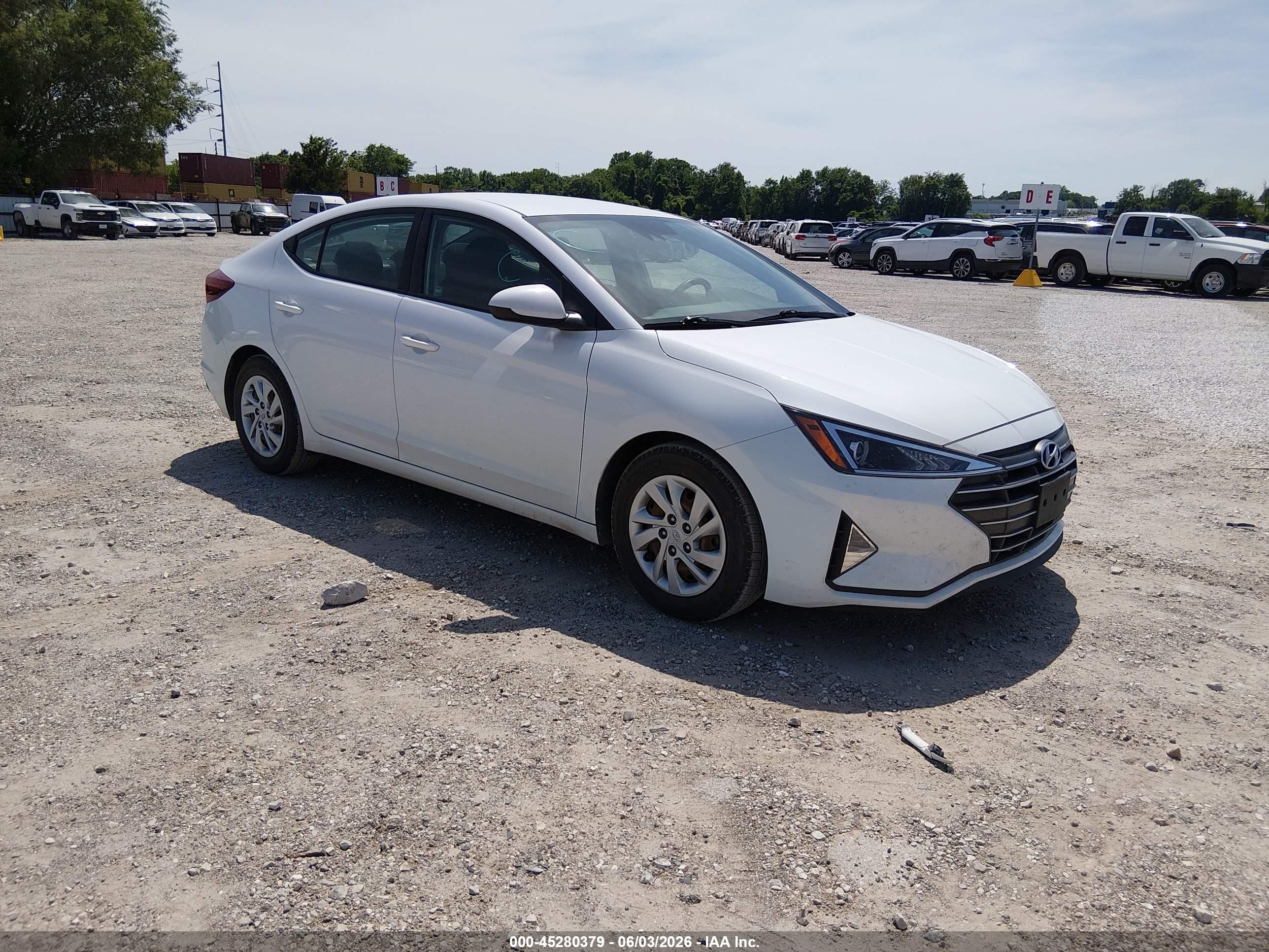 2020 Hyundai Elantra VIN 5NPD74LFXLH611245 IAAI salvage auction — Normal Wear, Sf97 (Missouri), sold $10,900 on 2026-07-09 (photo 1)