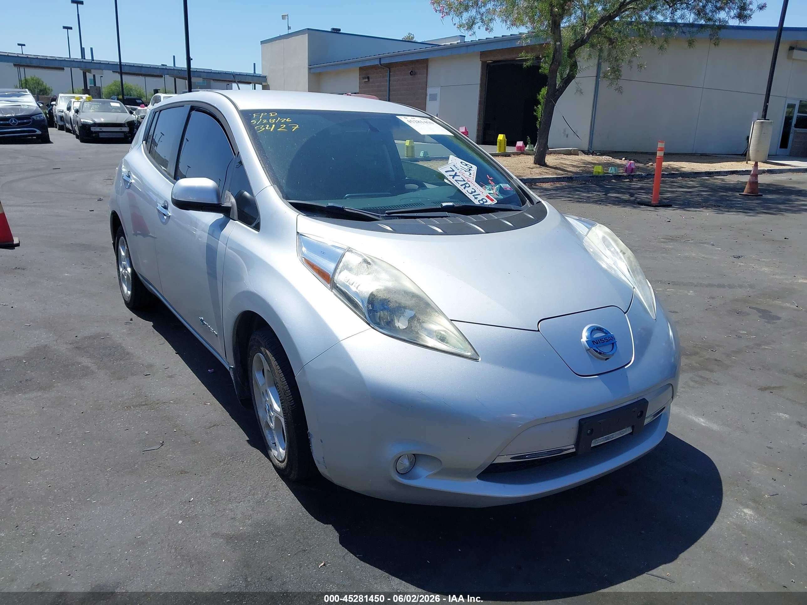 2013 Nissan Leaf VIN 1N4AZ0CPXDC413427 IAAI salvage auction — Unknown, Salvage Certificate (California), sold $400 on 2026-07-12 (photo 1)