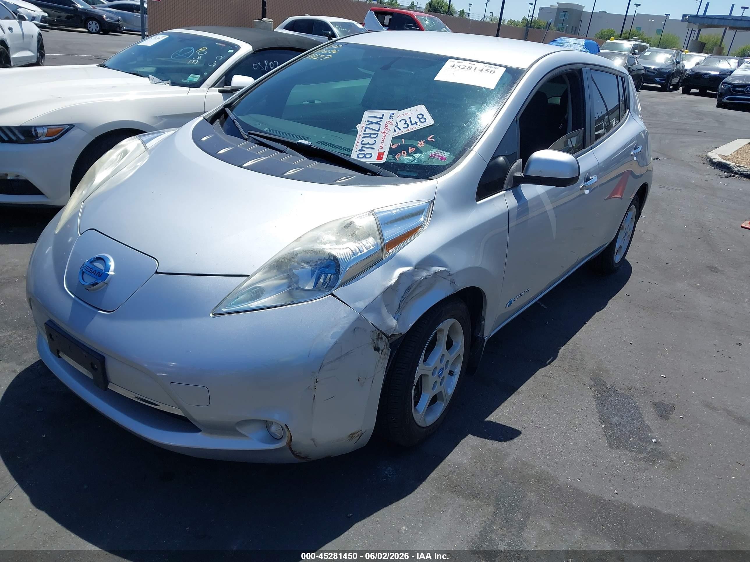 2013 Nissan Leaf VIN 1N4AZ0CPXDC413427 IAAI salvage auction — Unknown, Salvage Certificate (California), sold $400 on 2026-07-12 (photo 2)