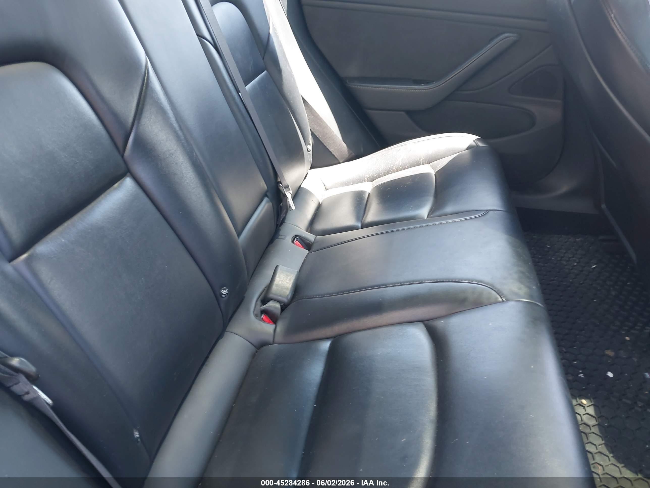 2018 Tesla Model 3 VIN 5YJ3E1EA5JF049736 IAAI salvage auction — Normal Wear, Clear (New York), sold $1,600 on 2026-06-30 (photo 8)