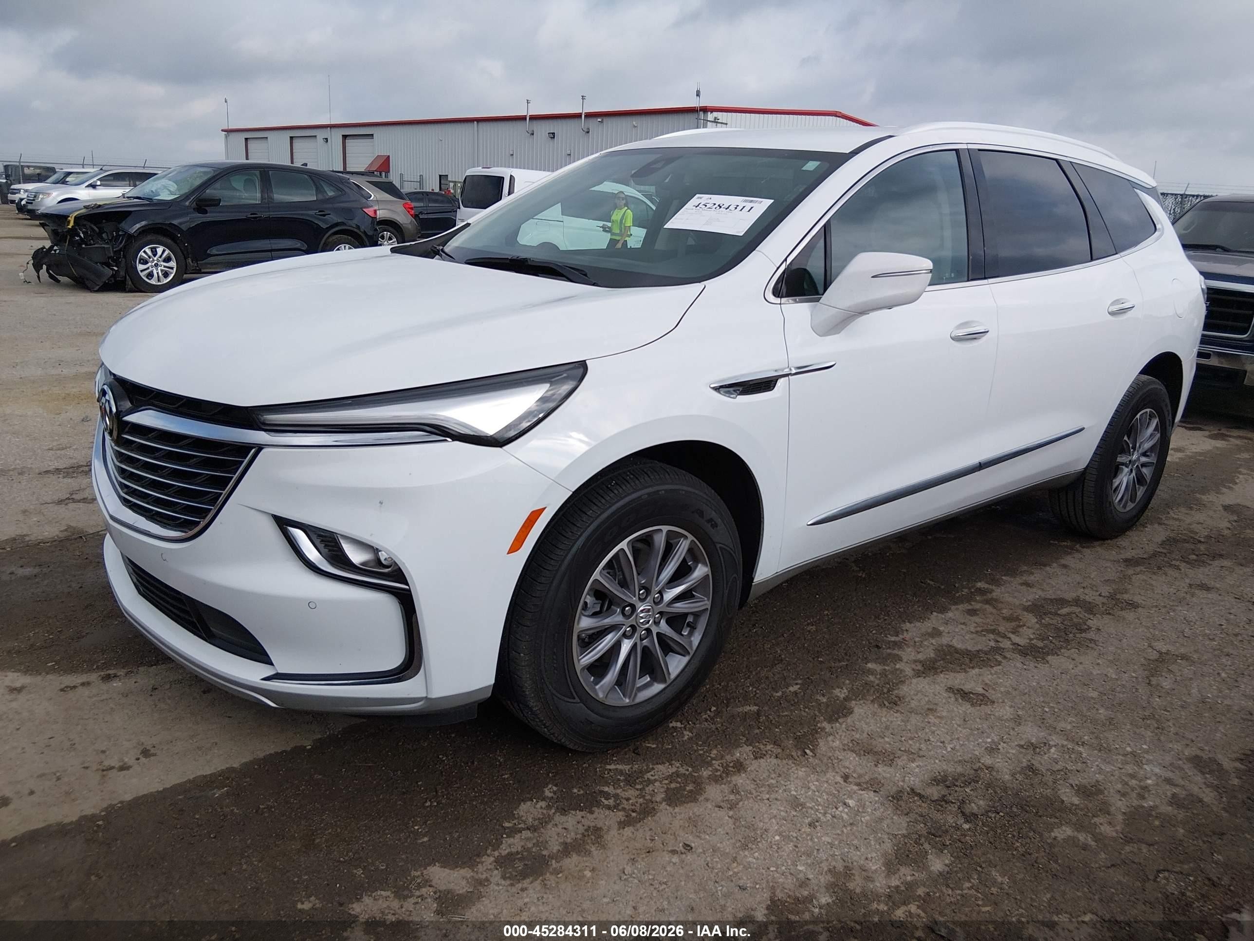 2024 Buick Enclave VIN 5GAERBKW6RJ109953 IAAI salvage auction — Hail, Salvage (Idaho), sold $12,100 on 2026-09-12 (photo 2)