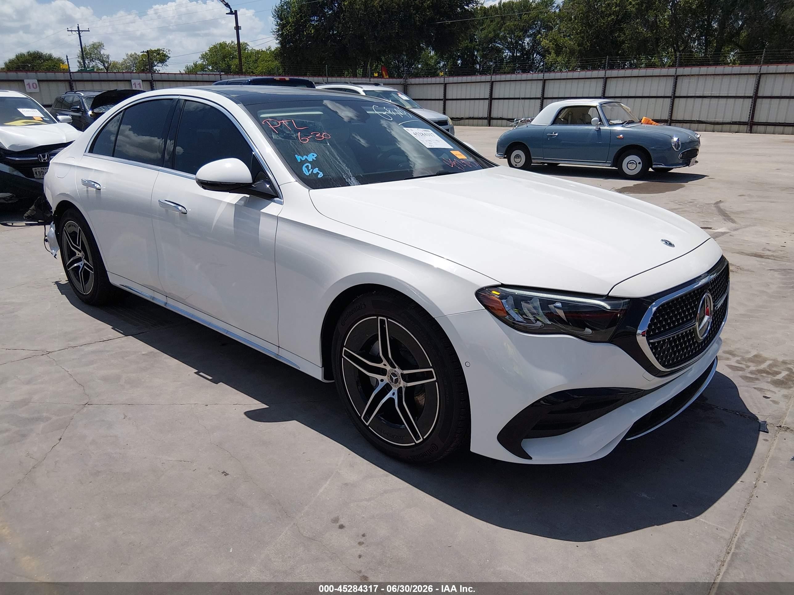 2026 Mercedes-Benz E-Class VIN W1KLF4GB9TA259956 — IAAI salvage auction photo