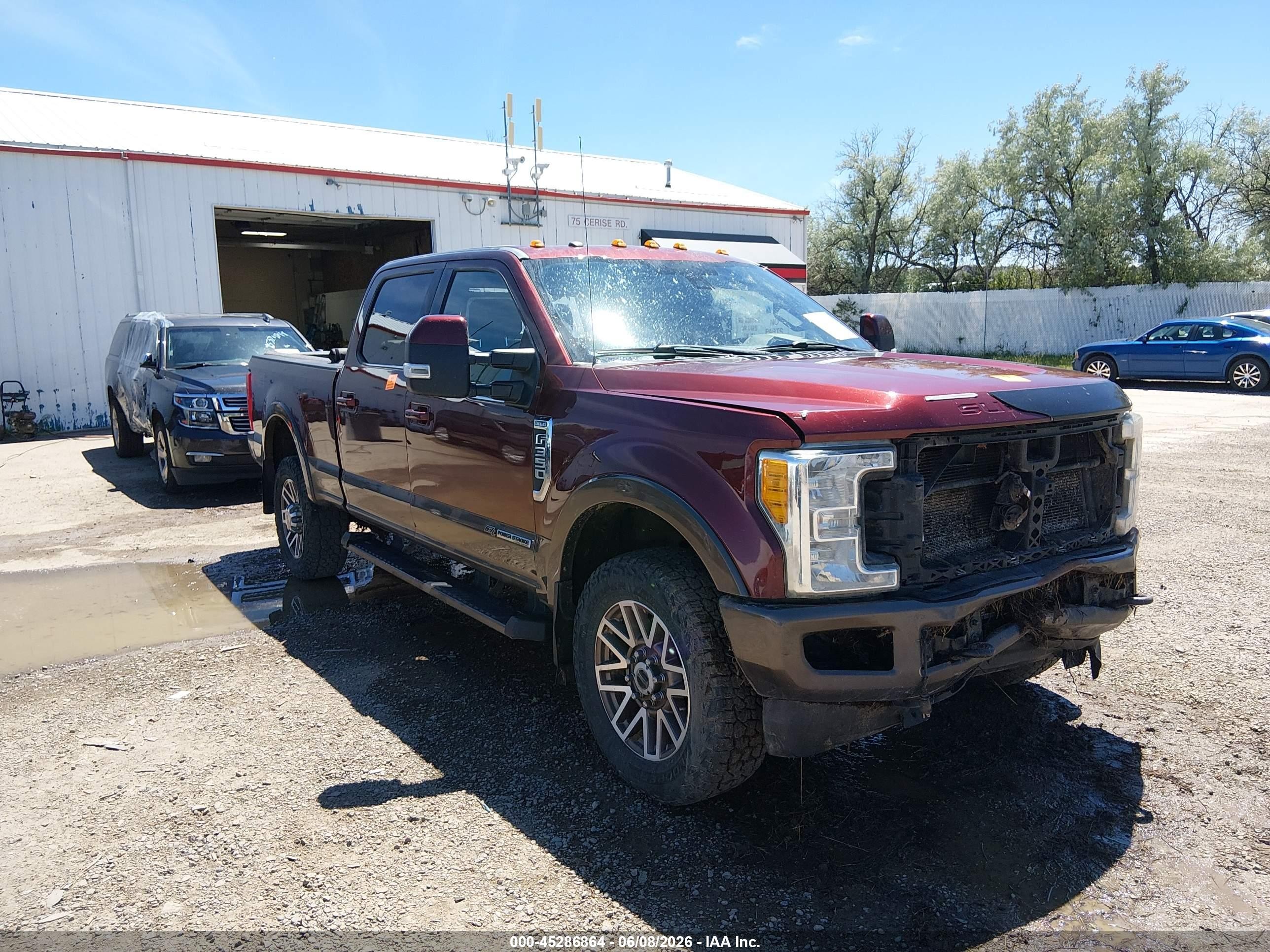 2017 Ford F-350 VIN 1FT8W3BT9HEB66073 — IAAI salvage auction photo