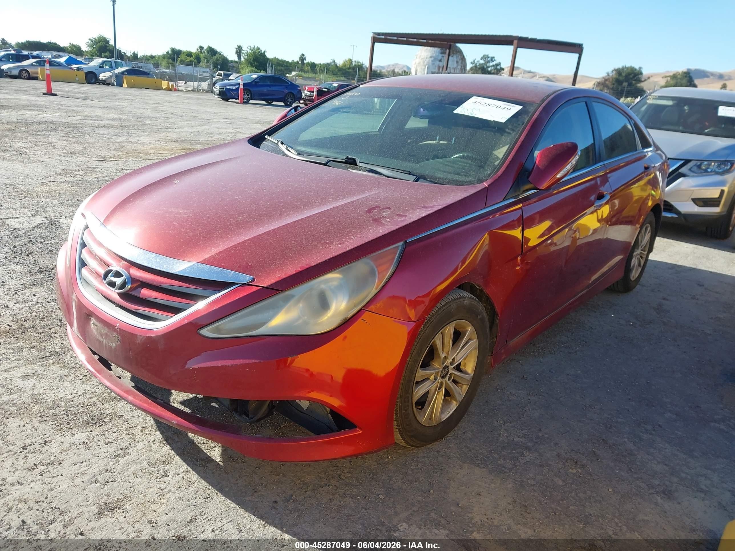 2014 Hyundai Sonata VIN 5NPEB4AC4EH940795 IAAI salvage auction — Unknown, Salvage (California), sold $500 on 2026-07-04 (photo 2)