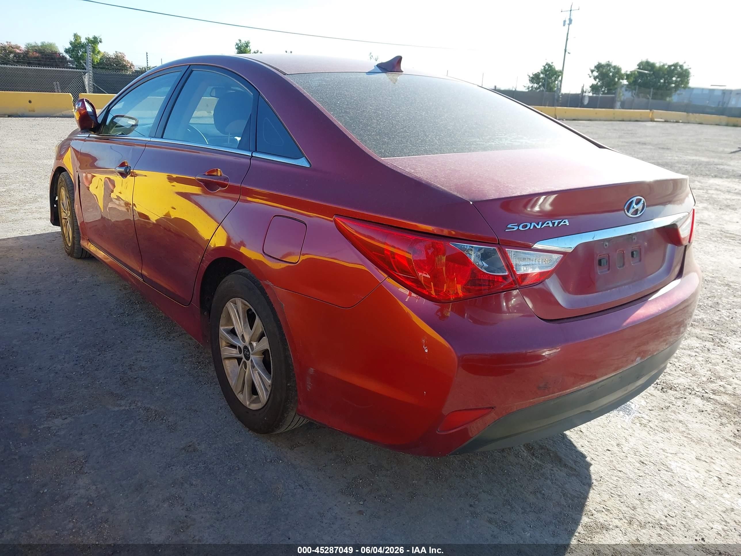 2014 Hyundai Sonata VIN 5NPEB4AC4EH940795 IAAI salvage auction — Unknown, Salvage (California), sold $500 on 2026-07-04 (photo 3)