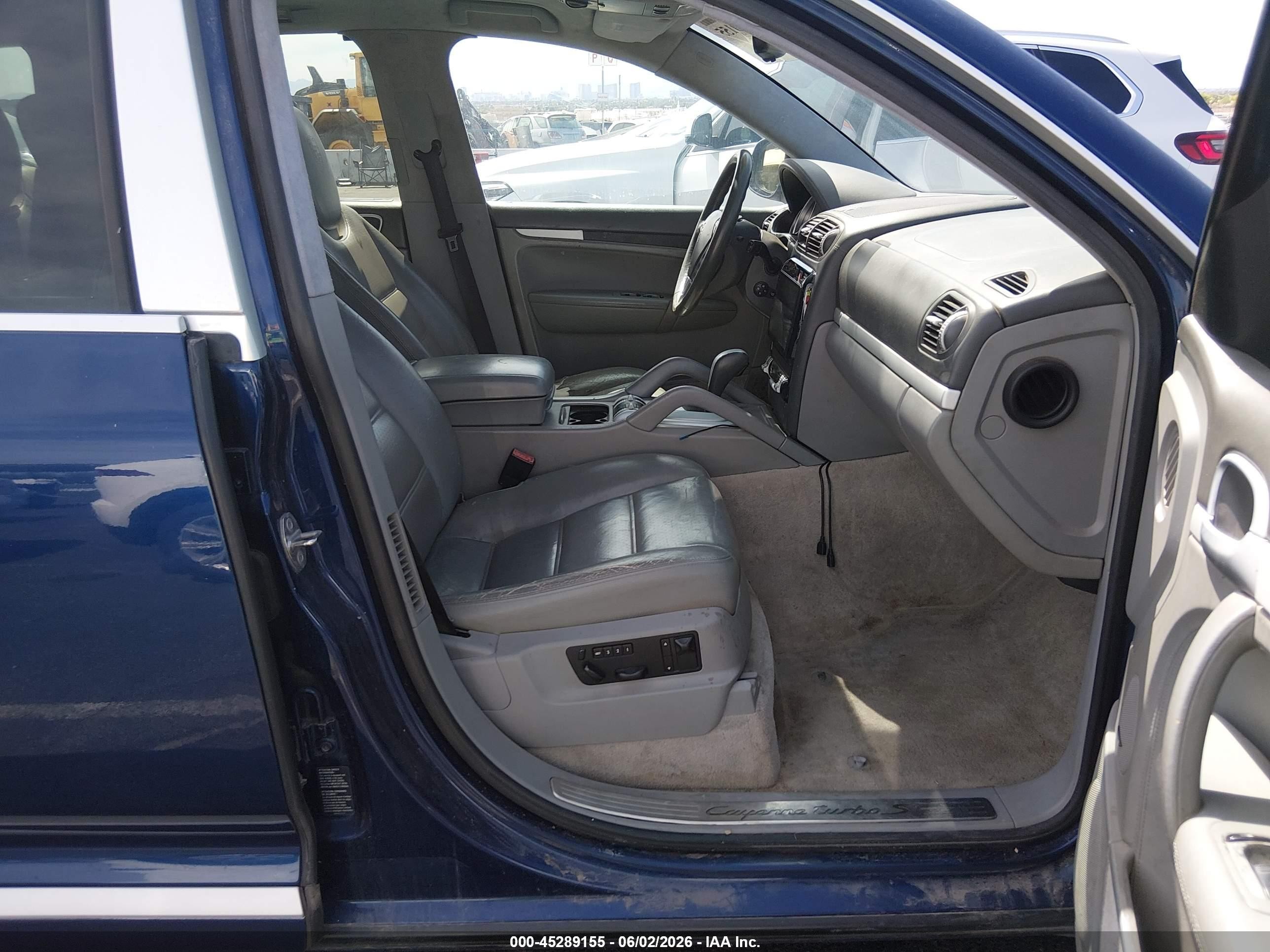 2006 Porsche Cayenne VIN WP1AC29P56LA92042 IAAI salvage auction — Normal Wear, Salvage (Texas), sold $450 on 2026-08-21 (photo 5)