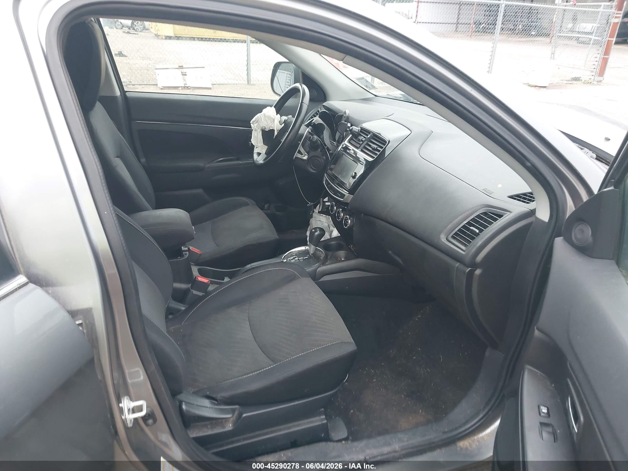 2015 Mitsubishi Outlander VIN 4A4AP4AU4FE008762 IAAI salvage auction — Front End, Wait Title, sold $800 on 2026-09-21 (photo 5)