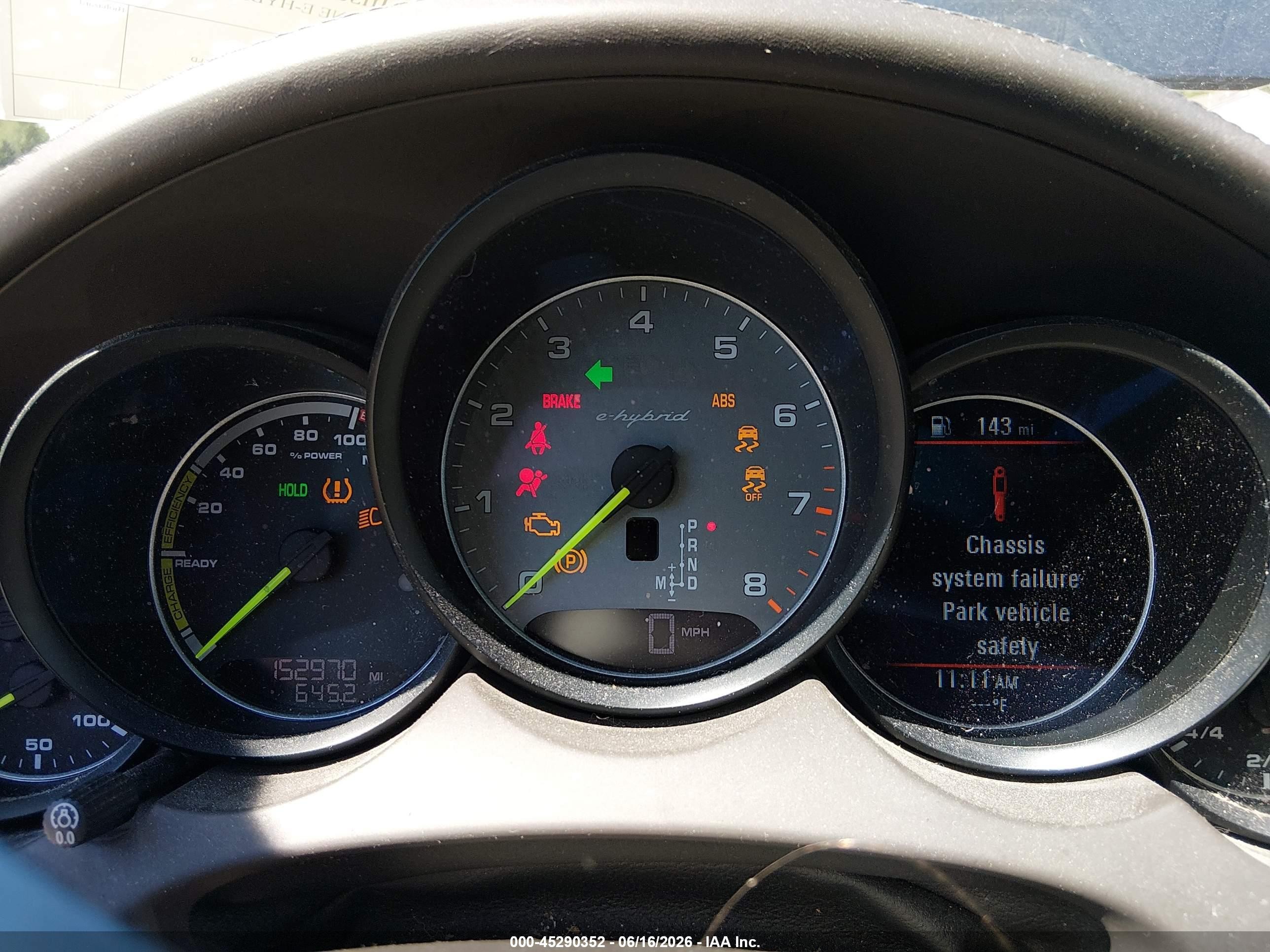2017 Porsche Cayenne VIN WP1AE2A25HLA75271 IAAI salvage auction — Unknown, Salvage (Connecticut), sold $3,250 on 2026-07-07 (photo 7)