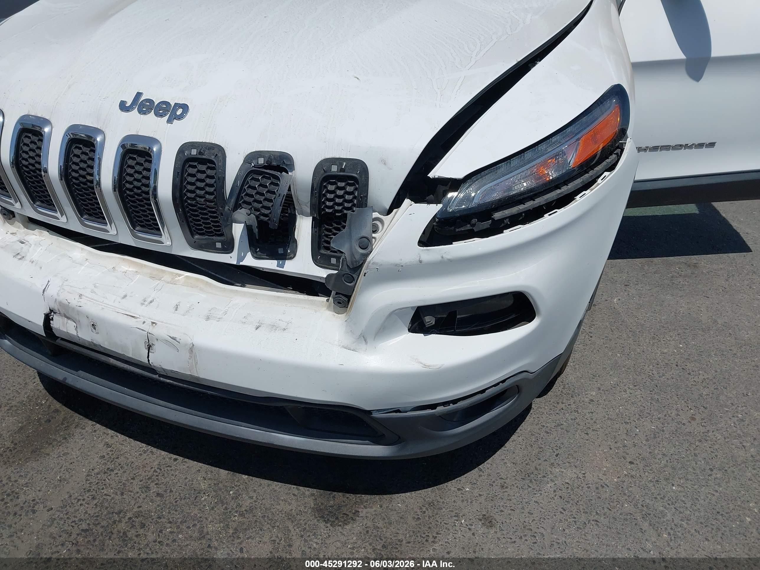 2018 Jeep Cherokee VIN 1C4PJMCX9JD541246 IAAI salvage auction — Normal Wear, Clear - Dealer Only (California), sold $1,100 on 2026-07-02 (photo 6)