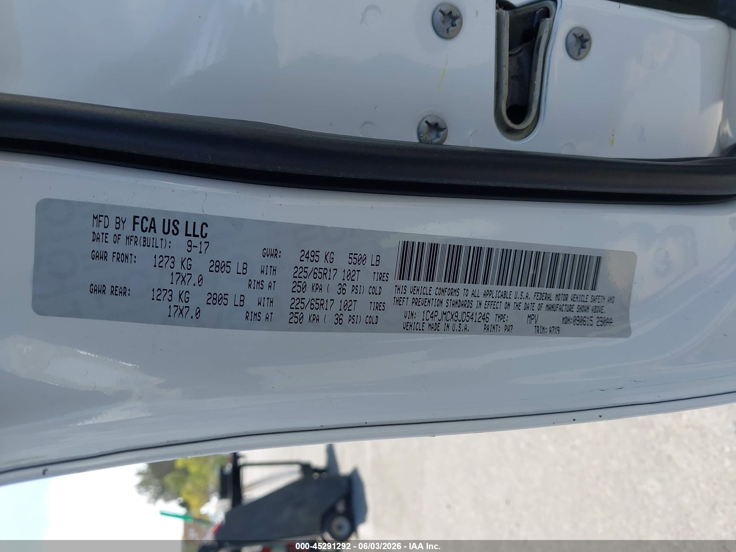 2018 Jeep Cherokee VIN 1C4PJMCX9JD541246 IAAI salvage auction — Normal Wear, Clear - Dealer Only (California), sold $1,100 on 2026-07-02 (photo 9)