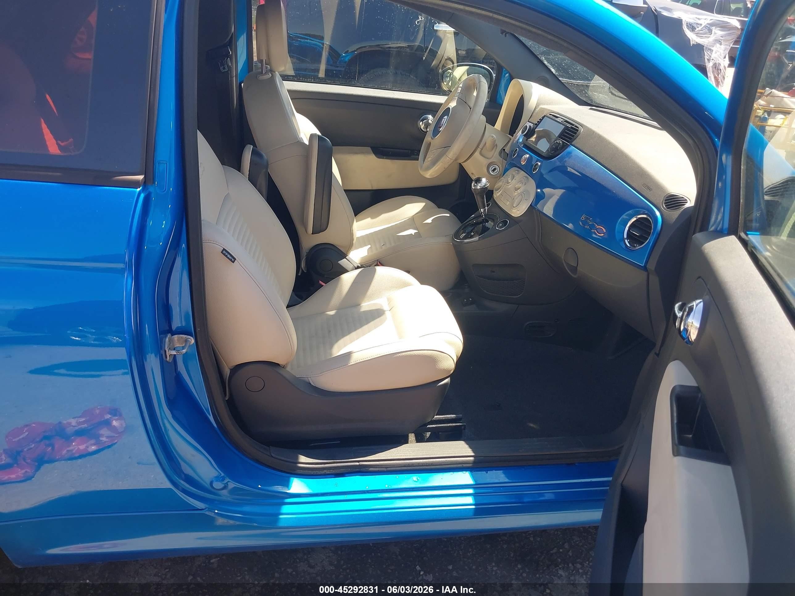 2015 Fiat 500 VIN 3C3CFFBRXFT696246 IAAI salvage auction — Side, Clear (Missouri), sold $875 on 2026-09-23 (photo 5)