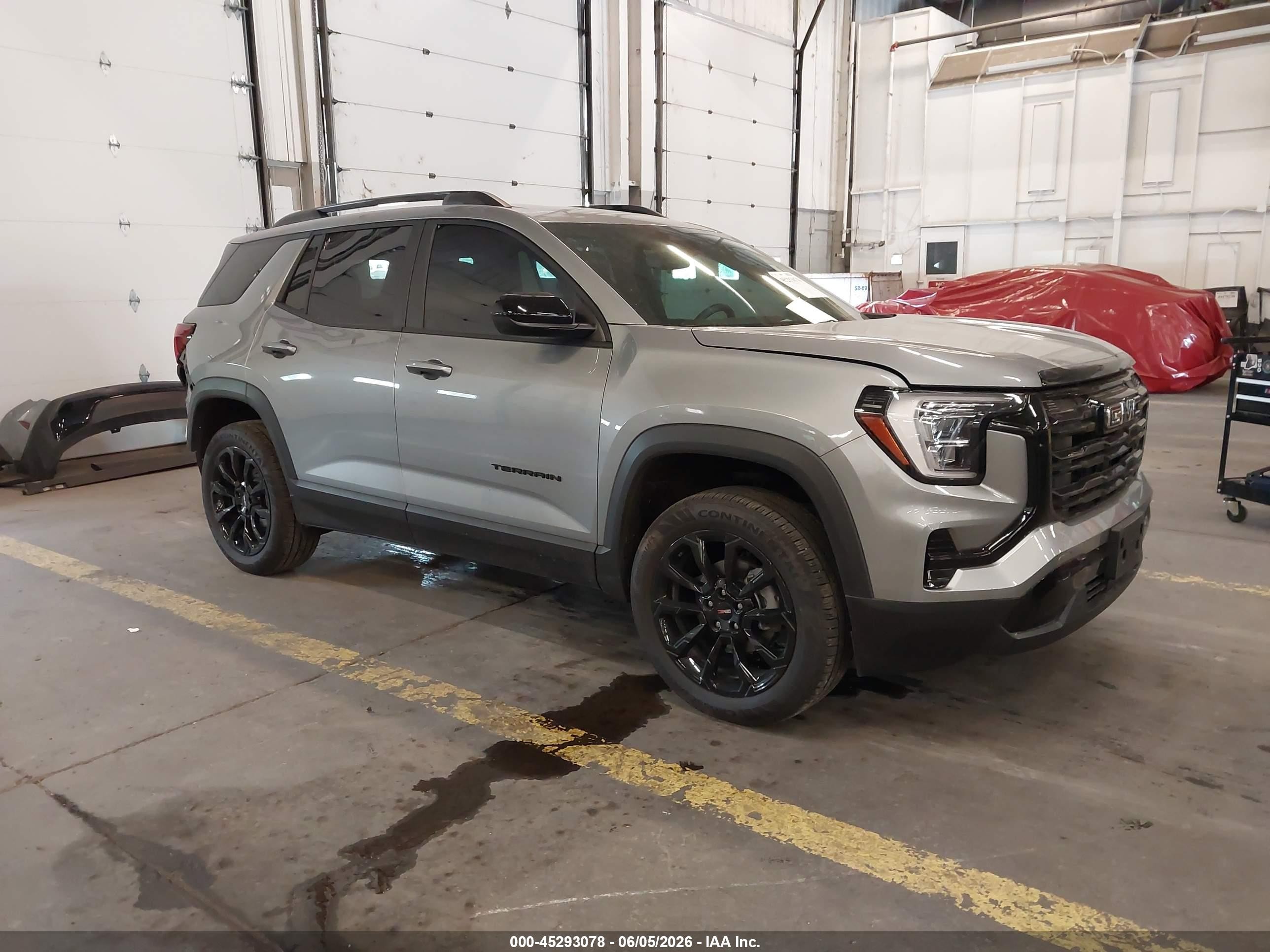 2026 GMC Terrain VIN 3GKALUEG2TL194681 — IAAI salvage auction photo