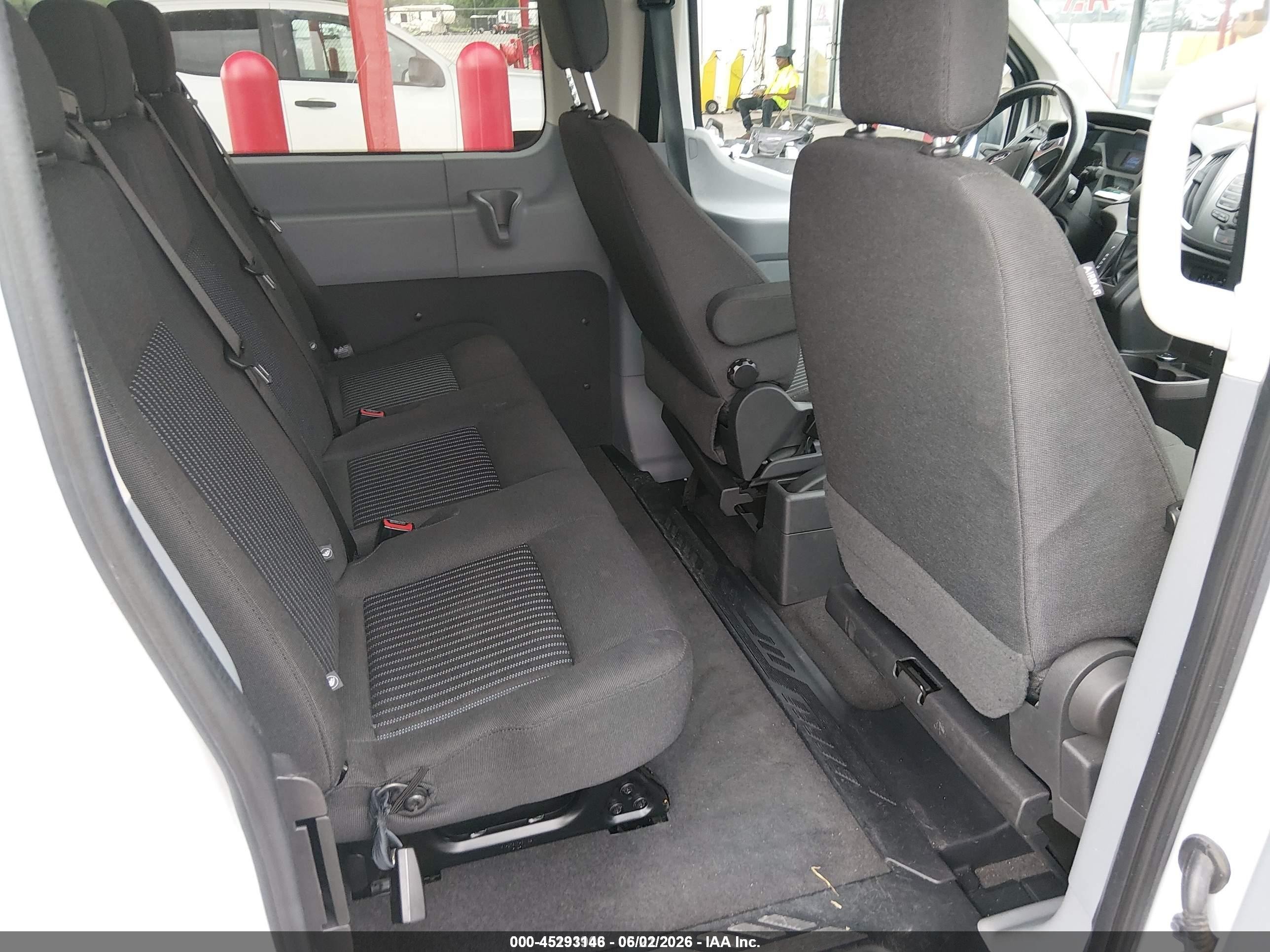 2016 Ford Transit-350 VIN 1FBZX2ZM9GKB25859 IAAI salvage auction — Normal Wear, Sf97 (Washington), sold $23,950 on 2026-07-09 (photo 8)