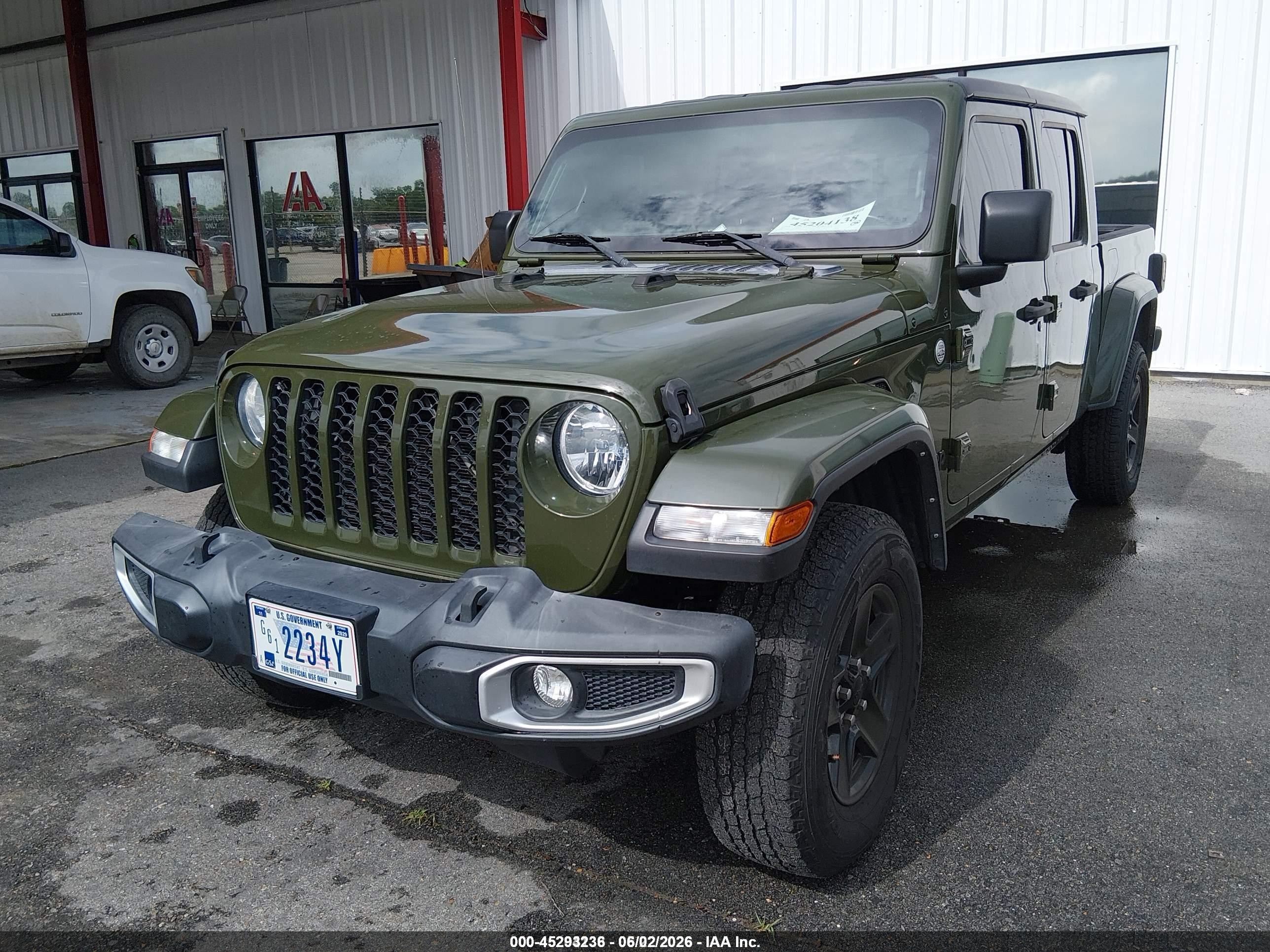 2021 Jeep Gladiator VIN 1C6HJTAG3ML575346 IAAI salvage auction — Normal Wear, Sf97 (Washington), sold $20,300 on 2026-07-09 (photo 2)