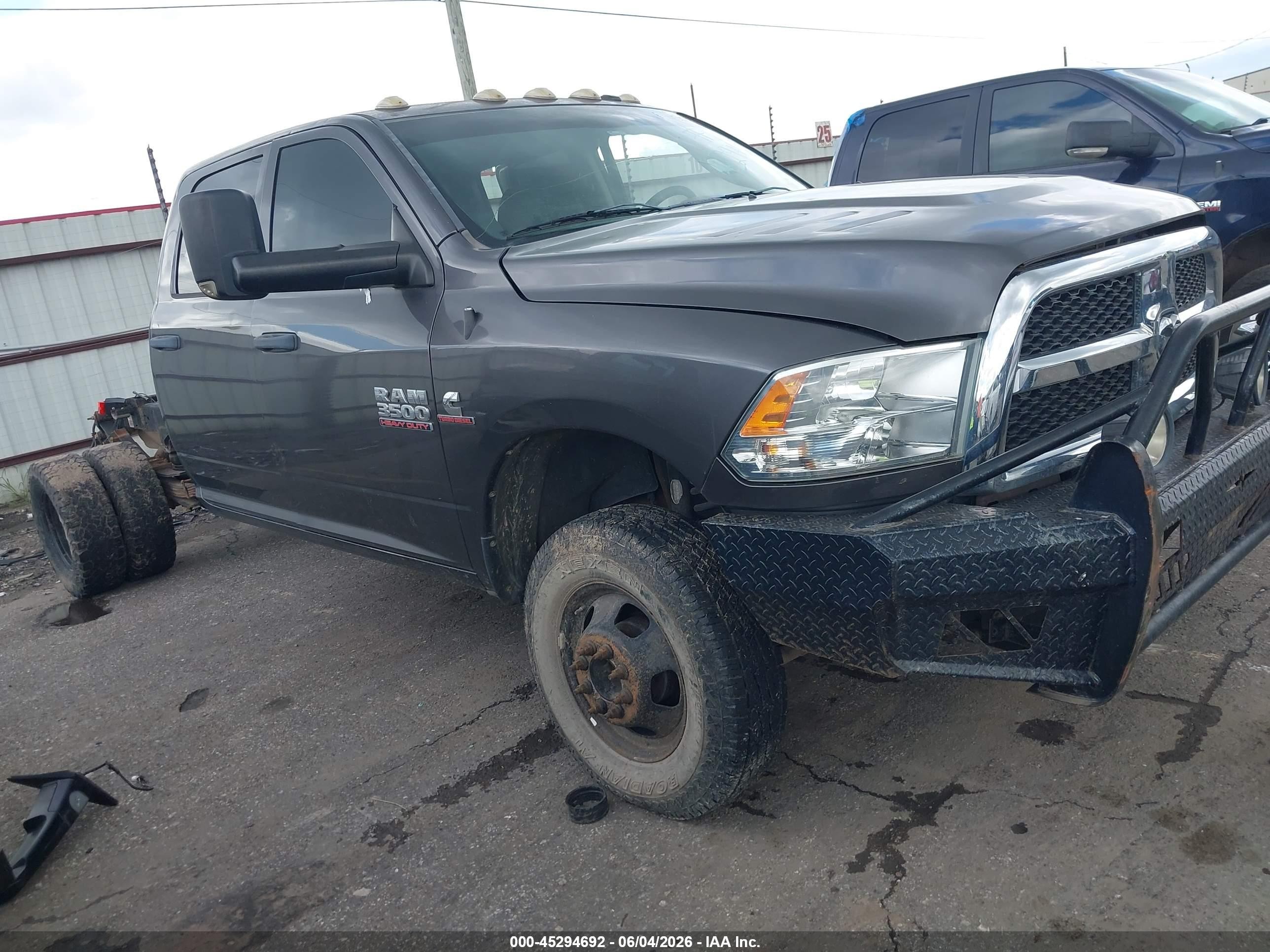 2014 Ram 3500 VIN 3C63RRGL2EG306750 — IAAI salvage auction photo