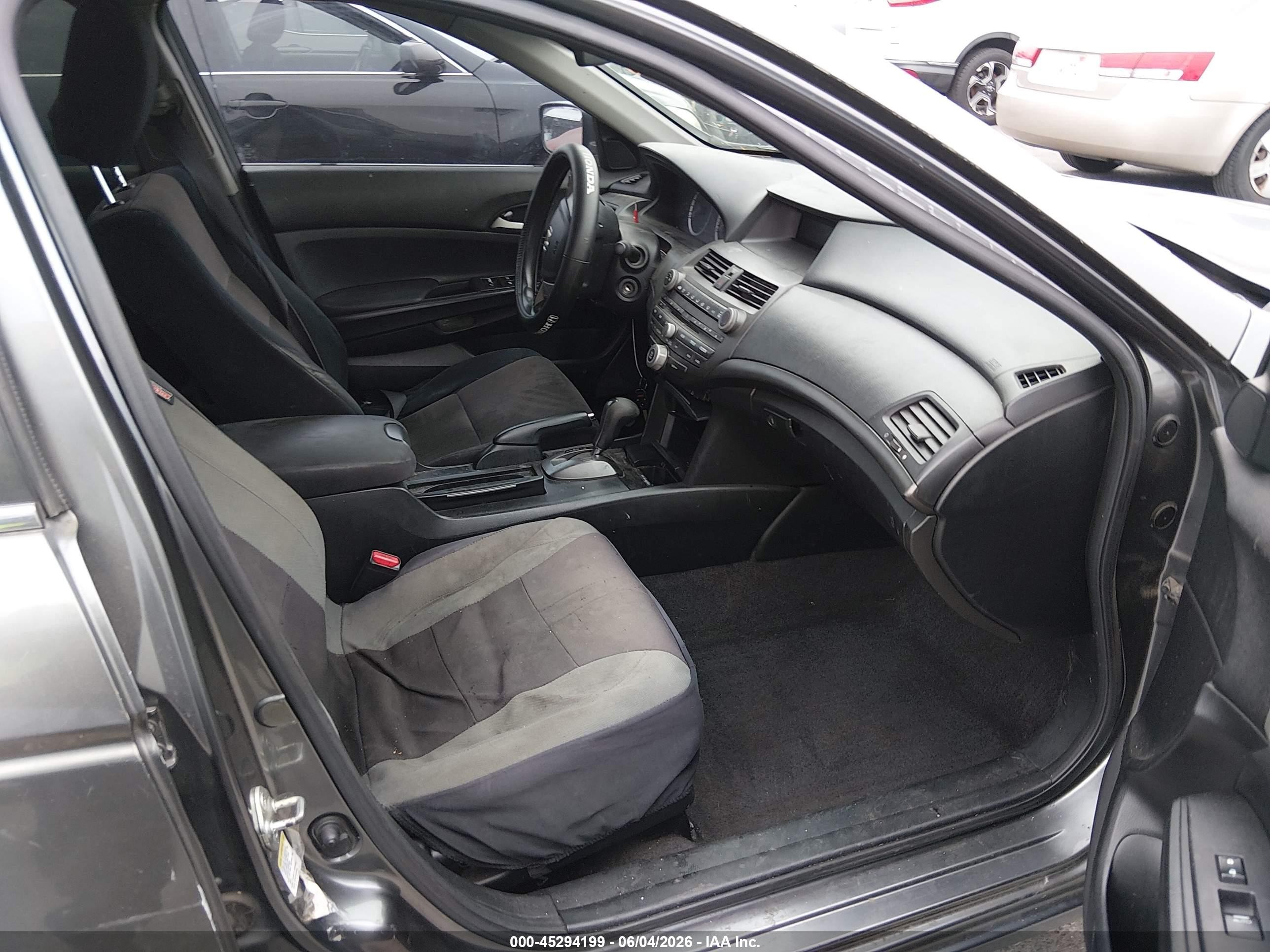 2008 Honda Accord VIN JHMCP26418C045309 IAAI salvage auction — Normal Wear, Clear - Dealer Only (California), sold $350 on 2026-07-02 (photo 5)