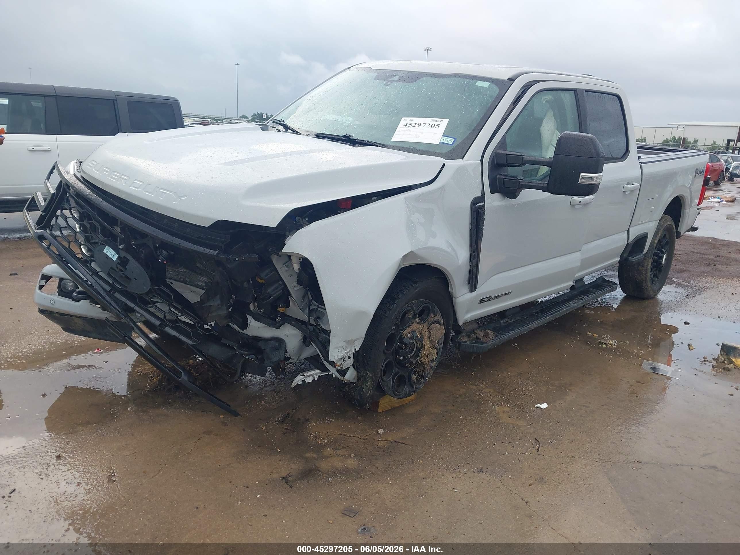 2026 Ford F-250 super duty VIN 1FT8W2BT8TEC31644 IAAI salvage auction — Unknown, Original (Texas), sold $25,000 on 2026-07-30 (photo 2)