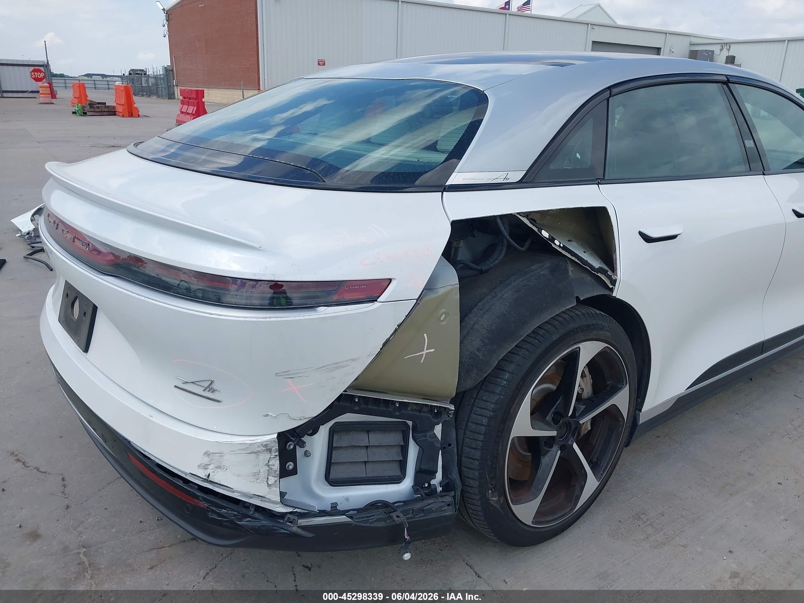 2023 Lucid Air VIN 50EA1GBA8PA005978 IAAI salvage auction — Side, Original (Texas), sold $14,050 on 2026-08-26 (photo 6)