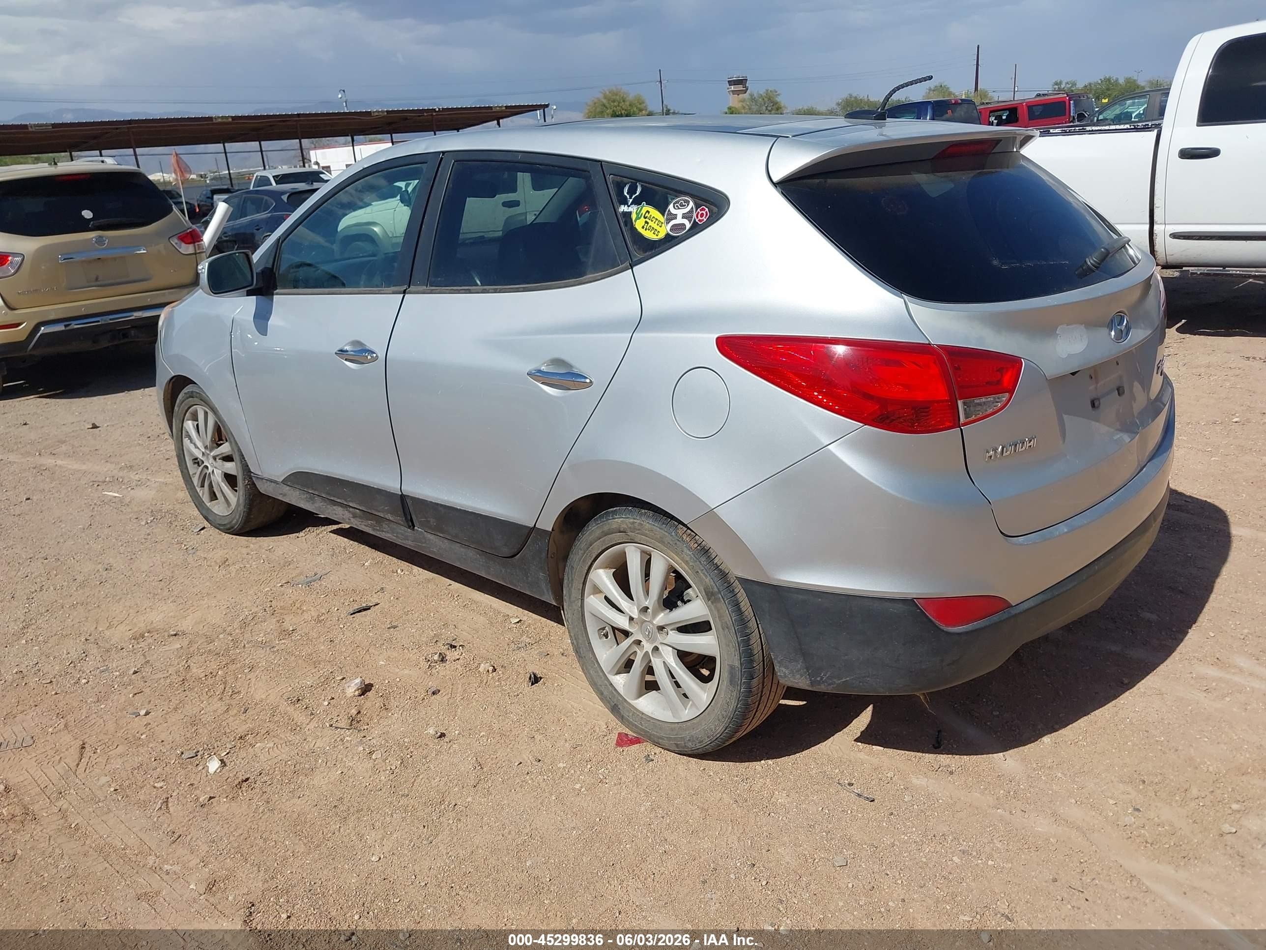 2010 Hyundai Tucson VIN KM8JU3ACXAU019079 IAAI salvage auction — Normal Wear, Clear-Dealer Only (Arizona), sold $1,275 on 2026-07-03 (photo 3)