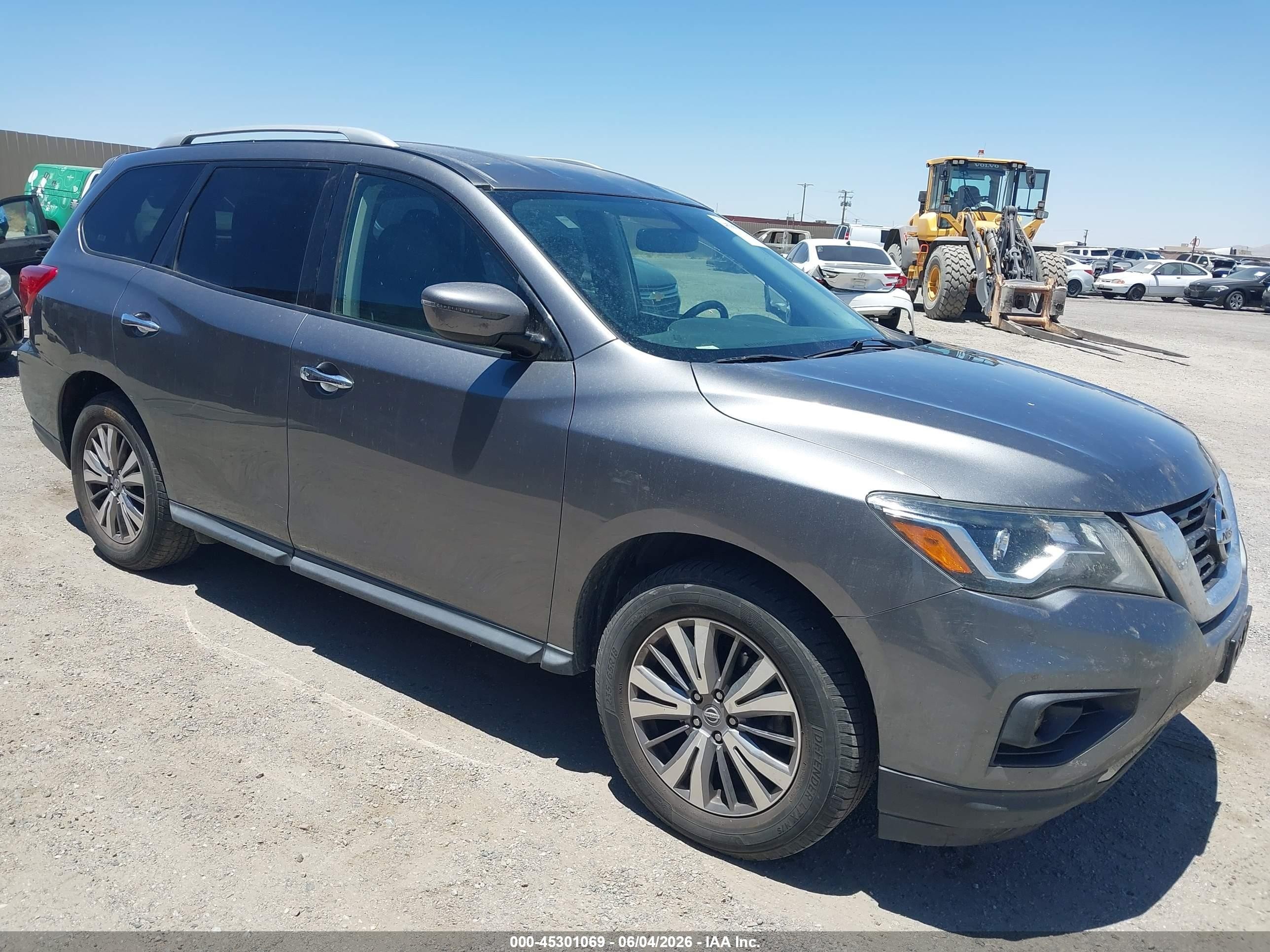 2020 Nissan Pathfinder VIN 5N1DR2BM3LC590454 IAAI salvage auction — Normal Wear, Clear (California), sold $1,100 on 2026-07-09 (photo 1)