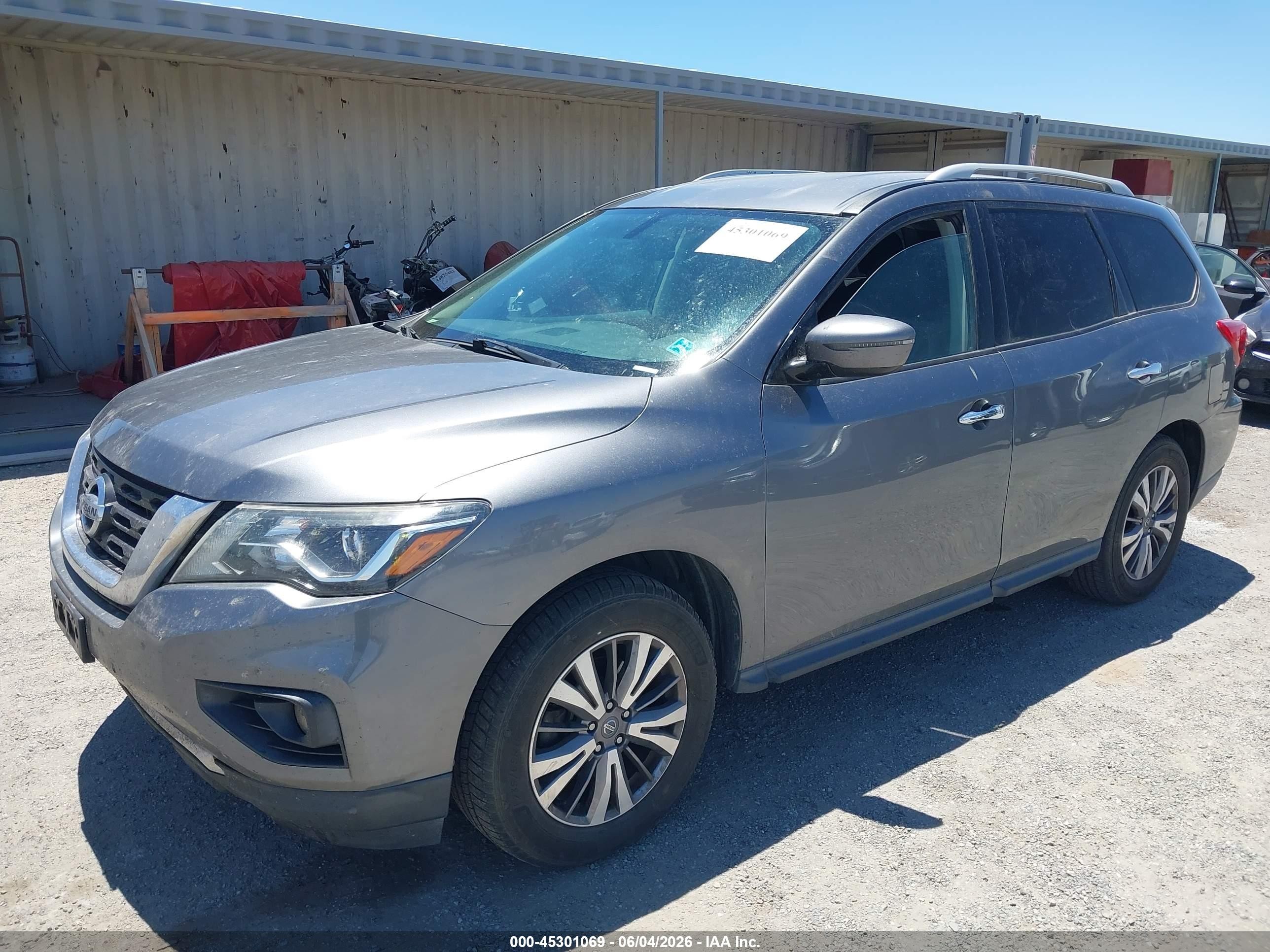 2020 Nissan Pathfinder VIN 5N1DR2BM3LC590454 IAAI salvage auction — Normal Wear, Clear (California), sold $1,100 on 2026-07-09 (photo 2)