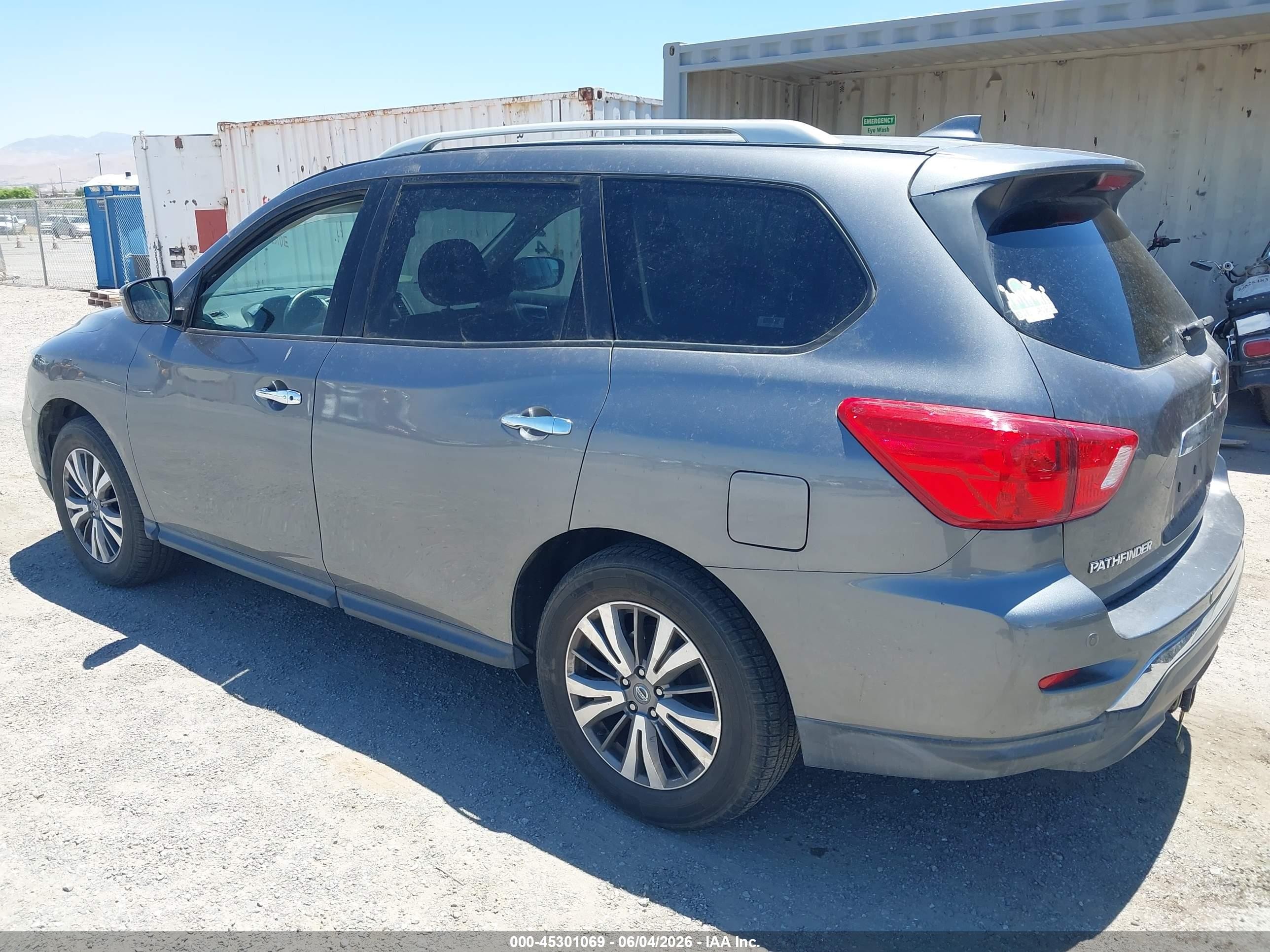 2020 Nissan Pathfinder VIN 5N1DR2BM3LC590454 IAAI salvage auction — Normal Wear, Clear (California), sold $1,100 on 2026-07-09 (photo 3)