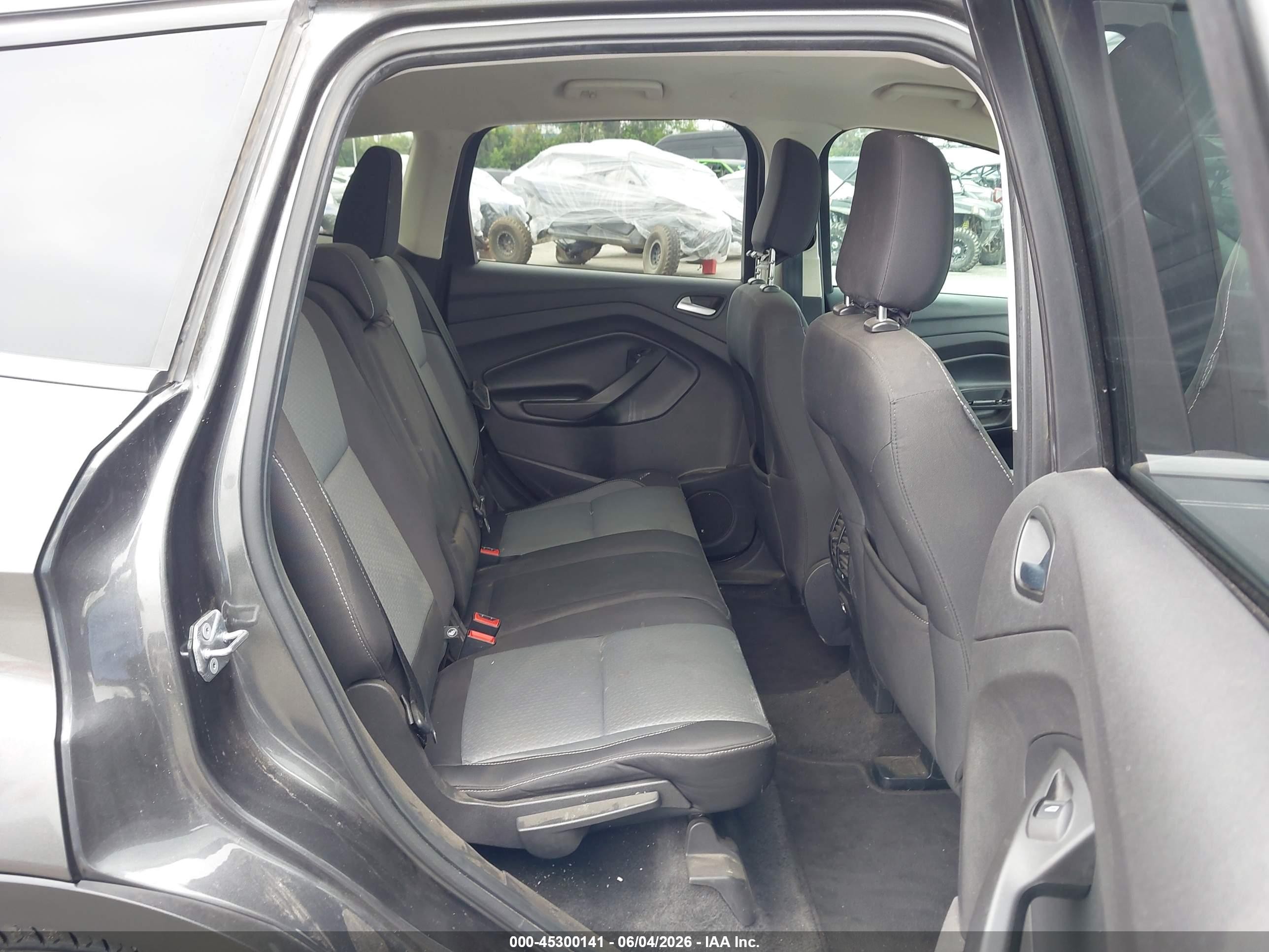 2018 Ford Escape VIN 1FMCU9GD8JUB61099 IAAI salvage auction — Normal Wear, Clear-Dealer Only (Arizona), sold $2,050 on 2026-07-09 (photo 8)